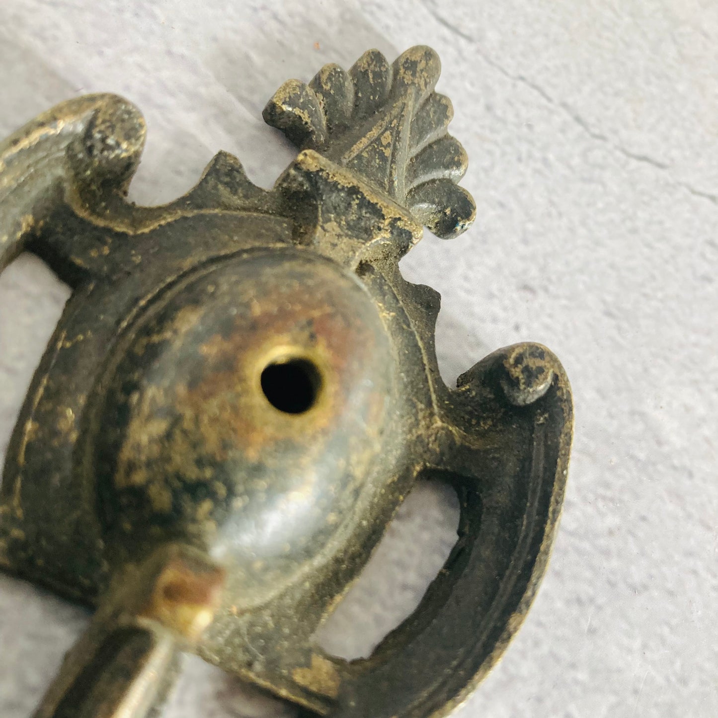 Antique Decorative Furniture Fittings/ Bronze Architectural Salvage