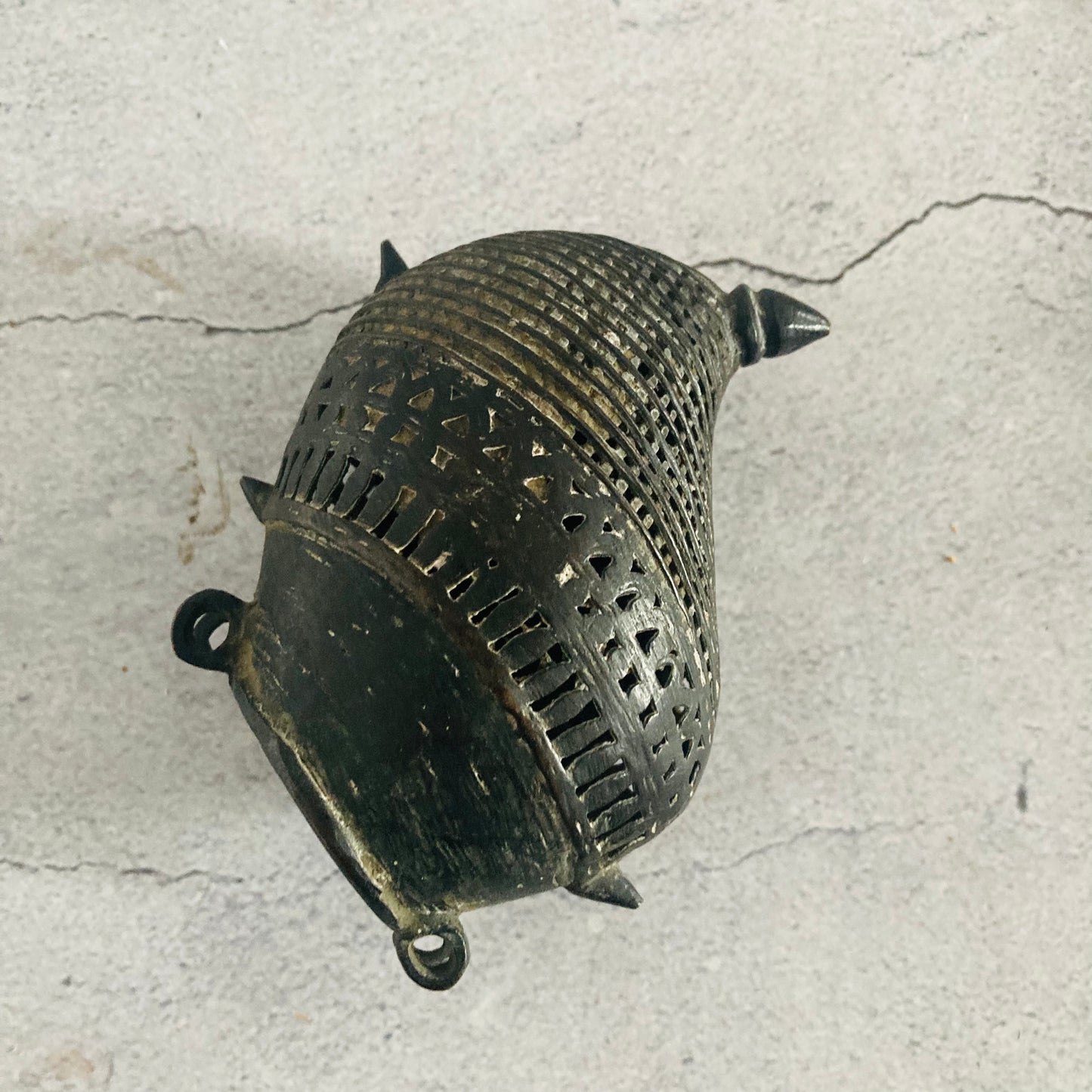 The Mixologist Gordon - Antique Bronze Betel Nut Container