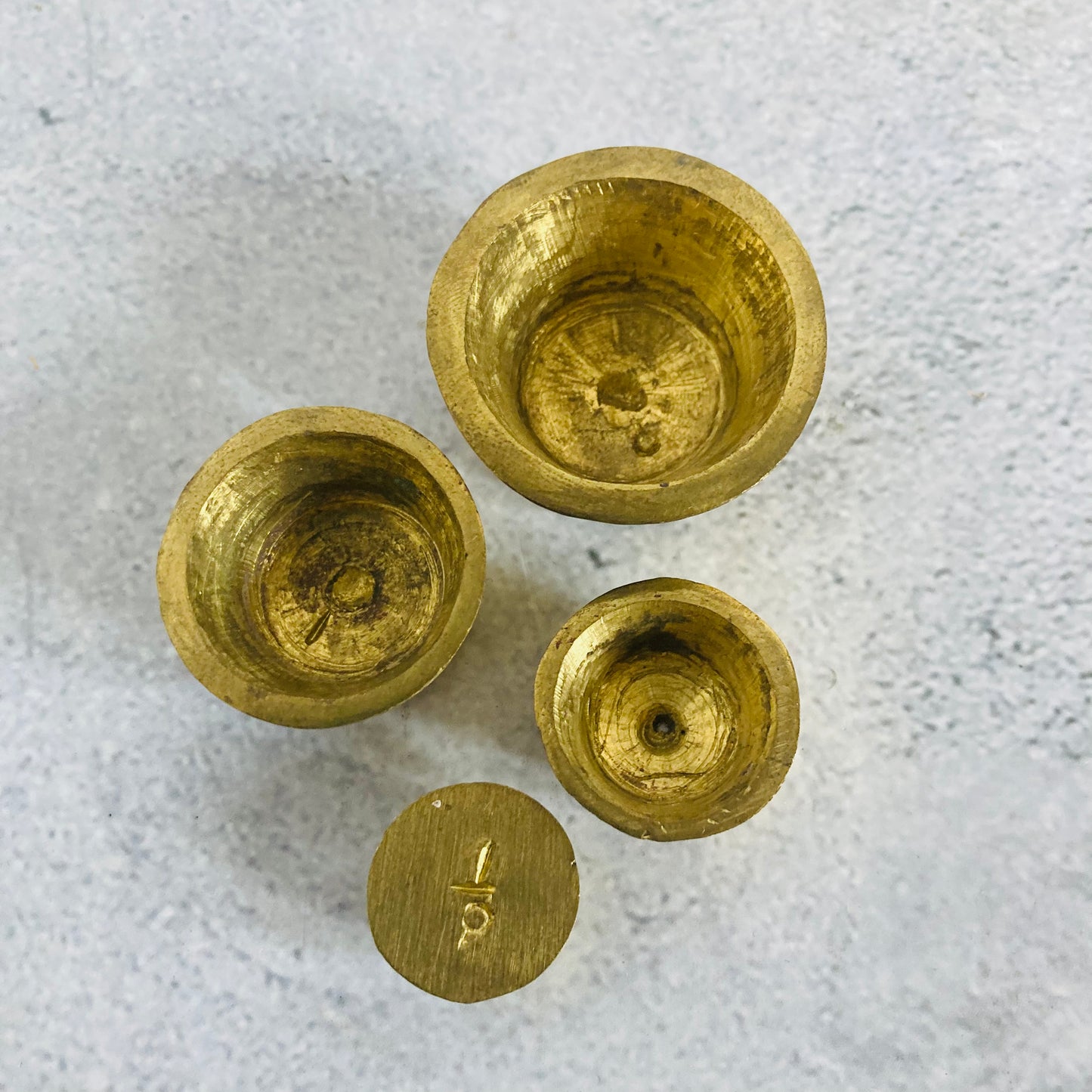 Antique Money Weights Pile de Charlemagne