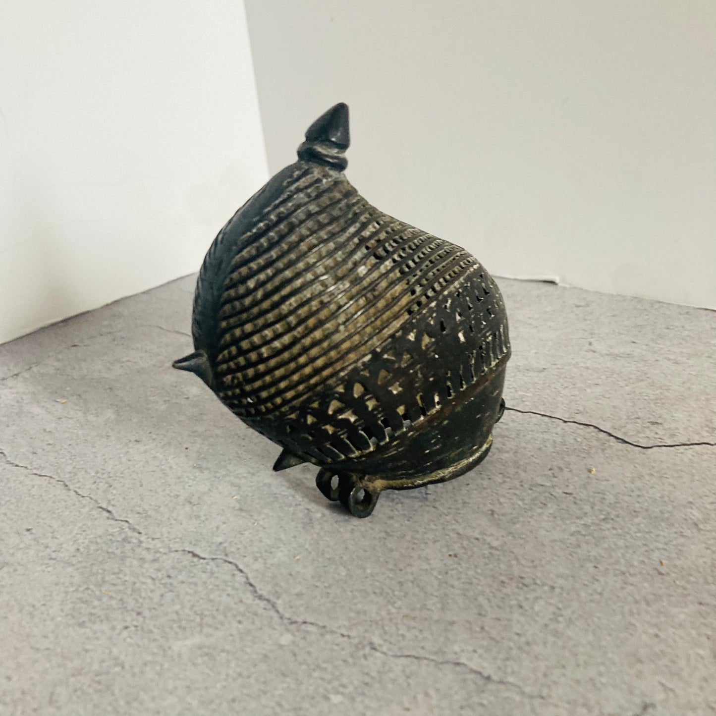 Antique Indian Bronze Sculpture Betel Nut Box Container