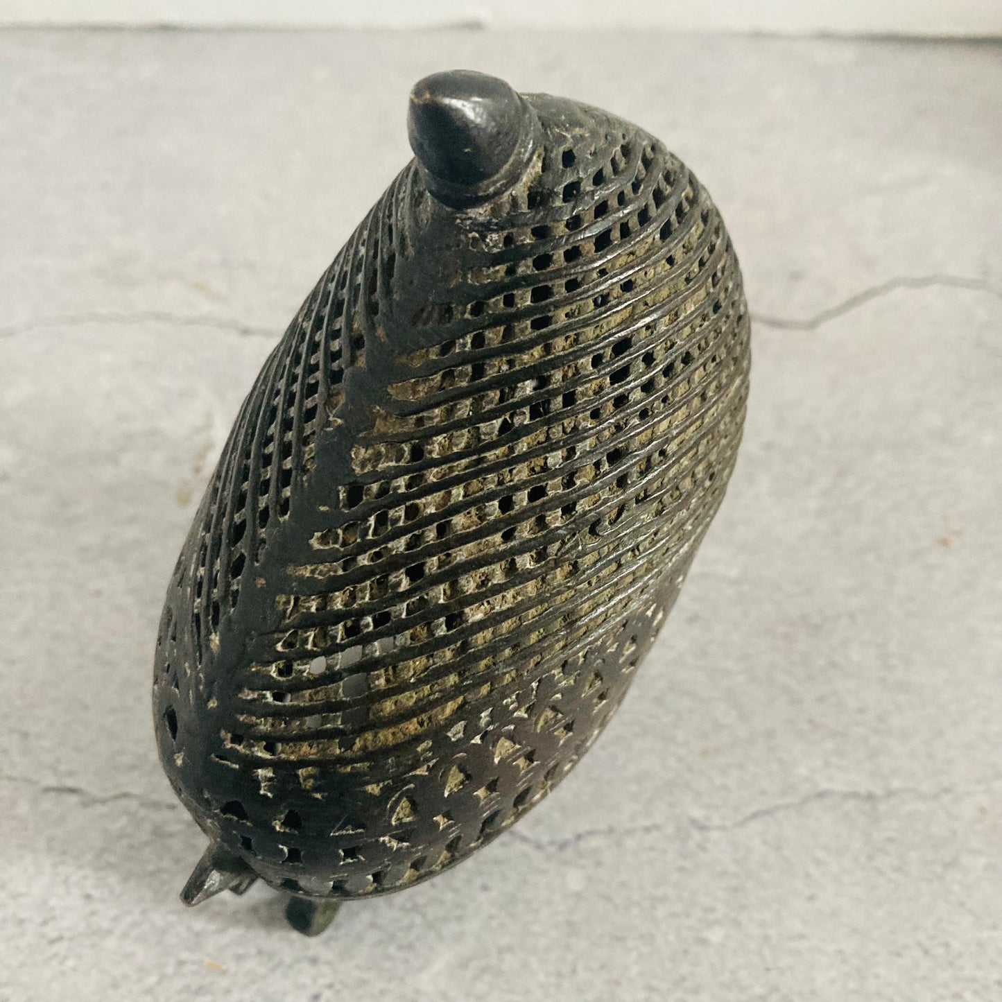Antique Indian Bronze Sculpture Betel Nut Box Container