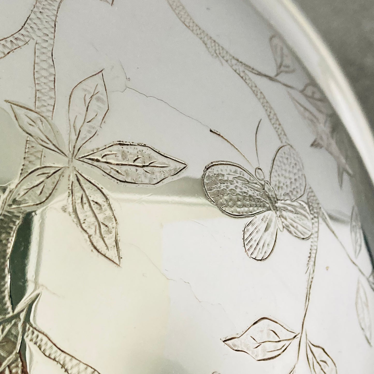 The Director Jessica - Antique Fully Engraved Silver Cloche / Food Dome