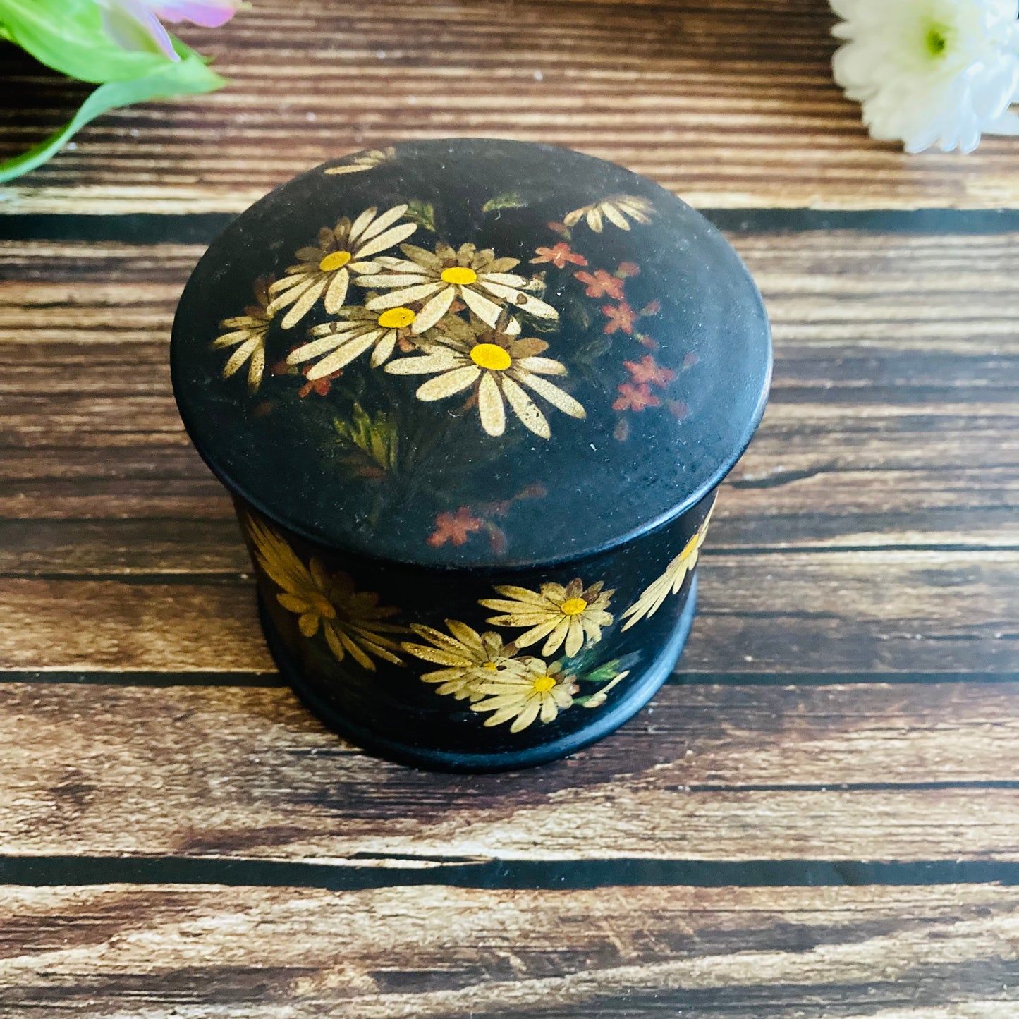 Antique Paper Mache Lacquer Box With Hand Painted Daisy Flowers & Butterfly