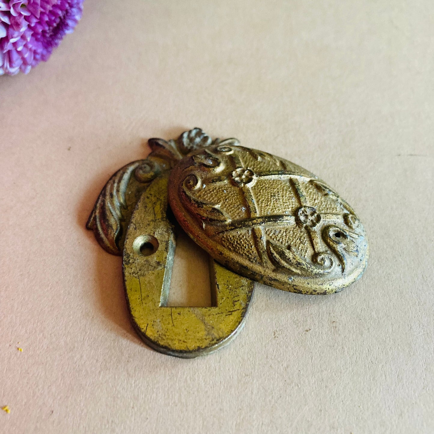 Antique Escutcheon Keyhole Cover