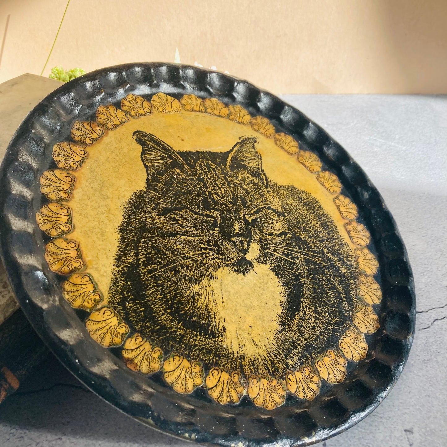 Antique Toleware Decoupage Tray Of A Cat