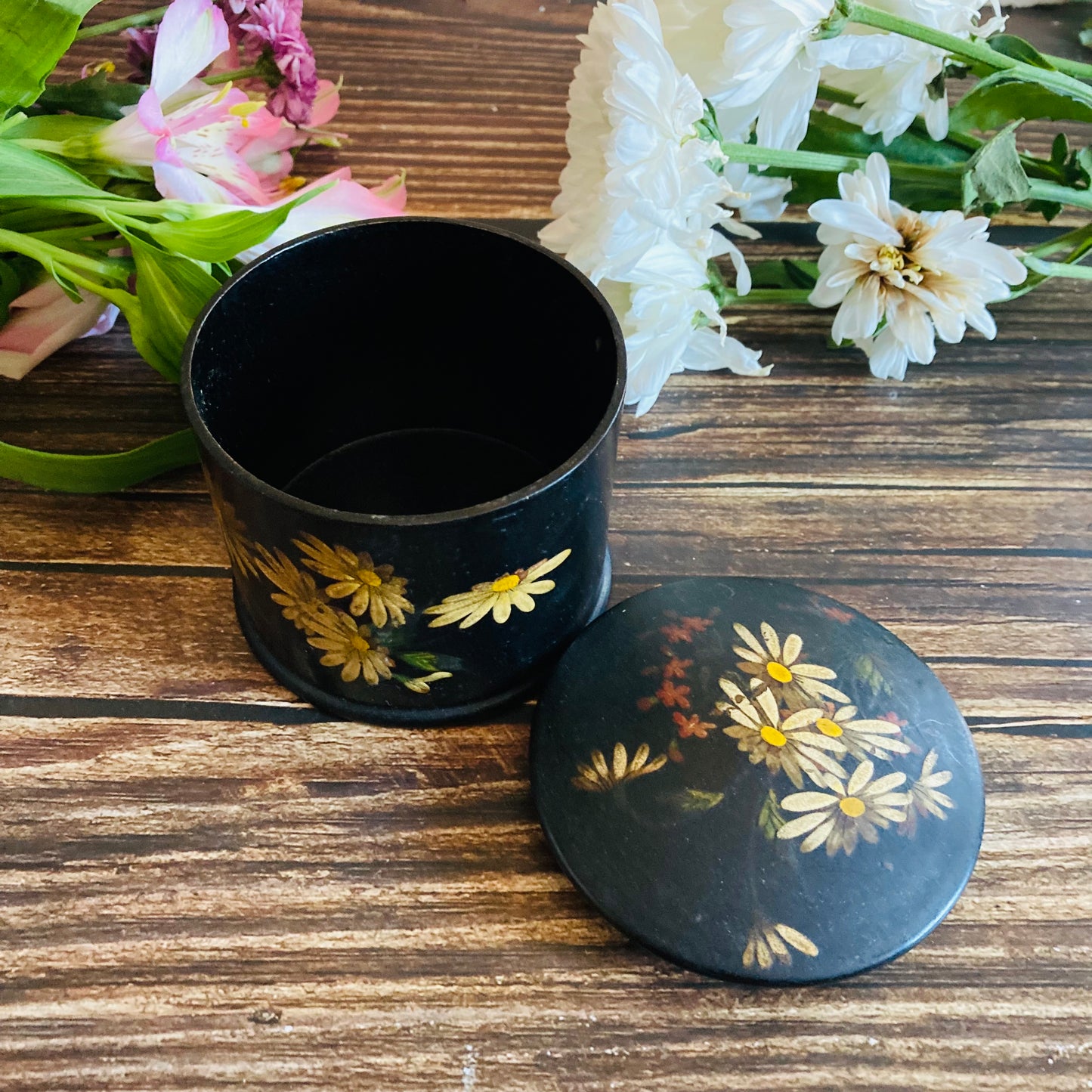 The Mixologist Roy - Antique Black Lacquer Paper Mache Box