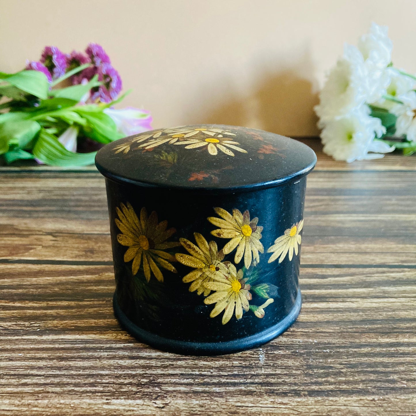 Antique Paper Mache Lacquer Box With Hand Painted Daisy Flowers & Butterfly