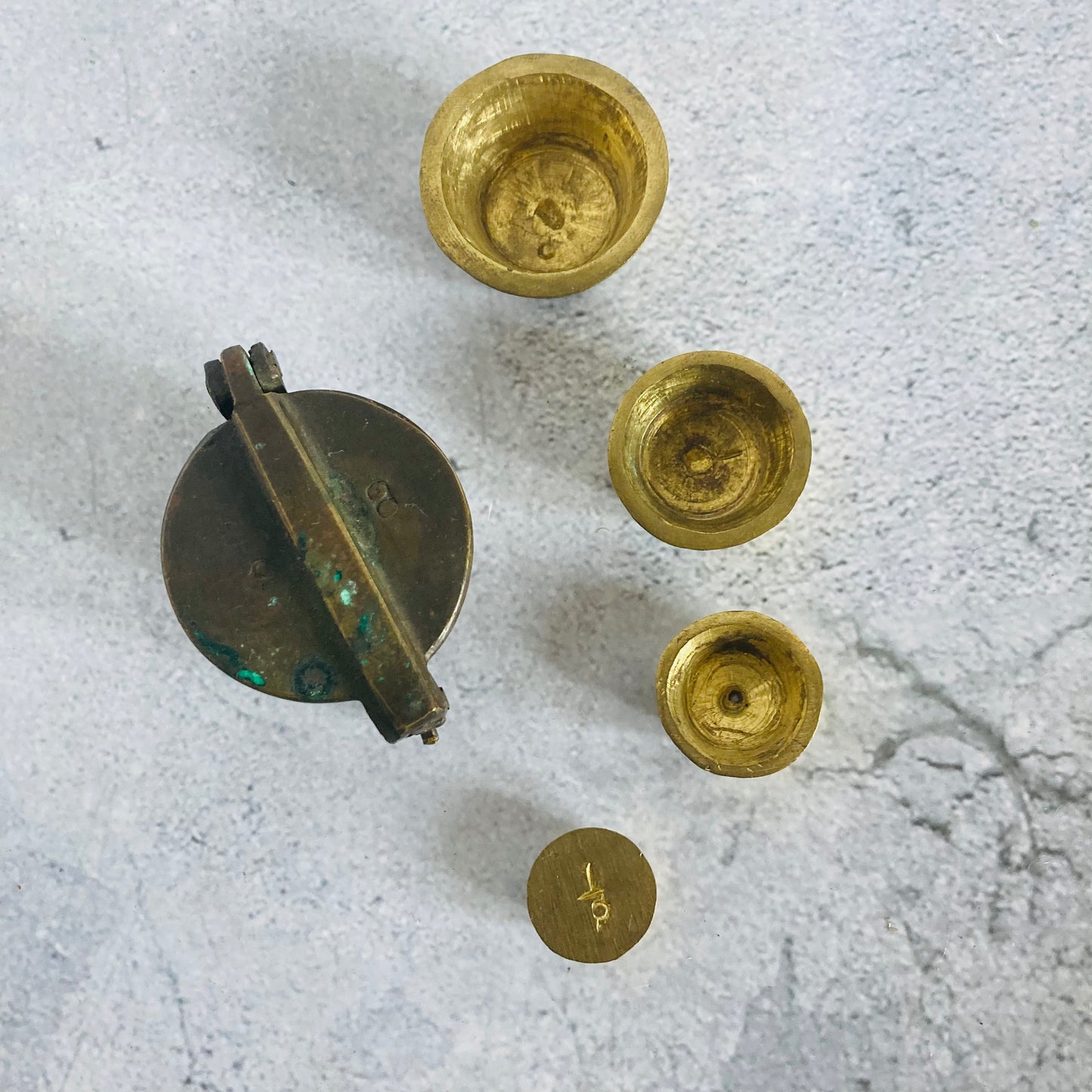 Antique Money Weights Pile de Charlemagne