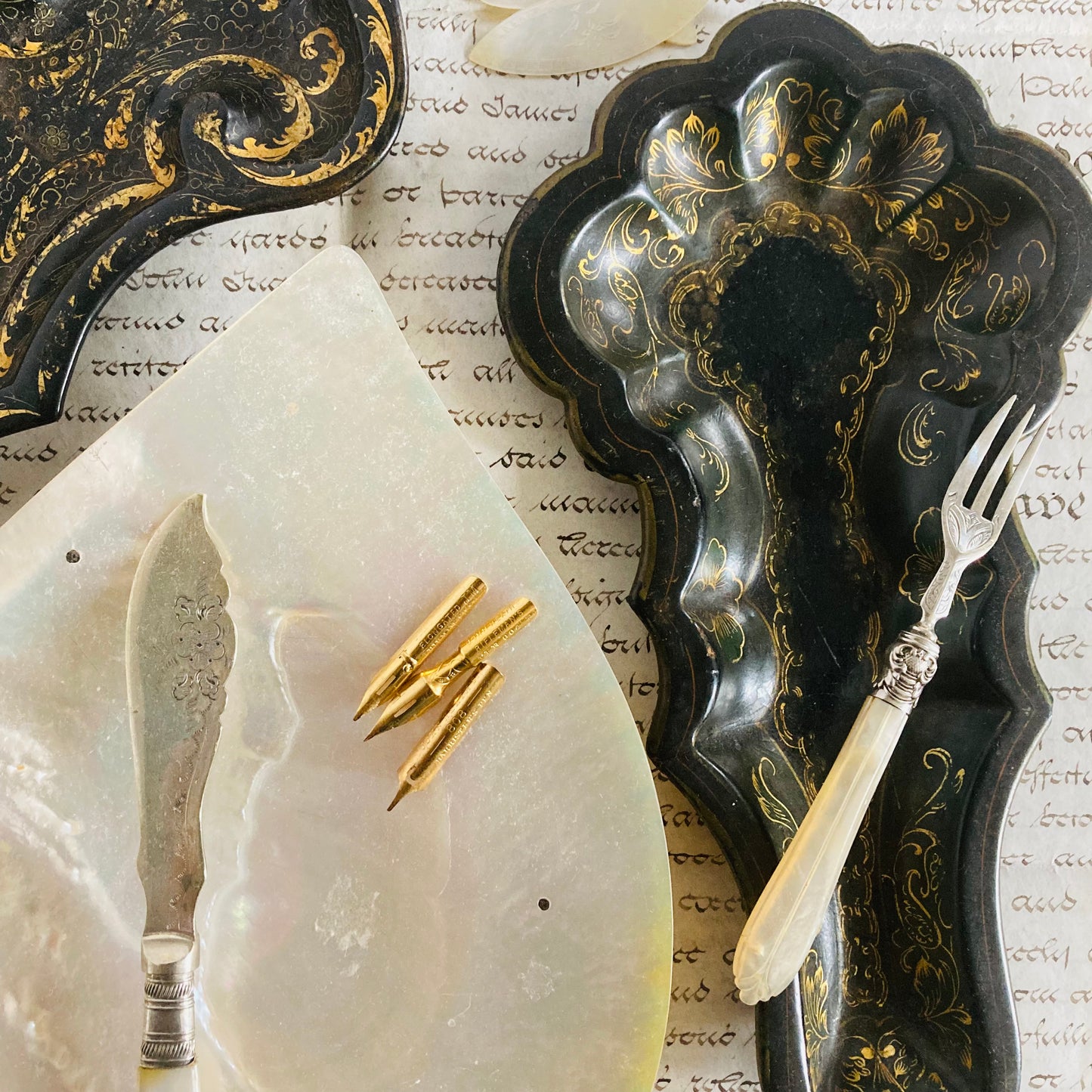 The Tattooist Frankie - English Regency Papier Mache Dish