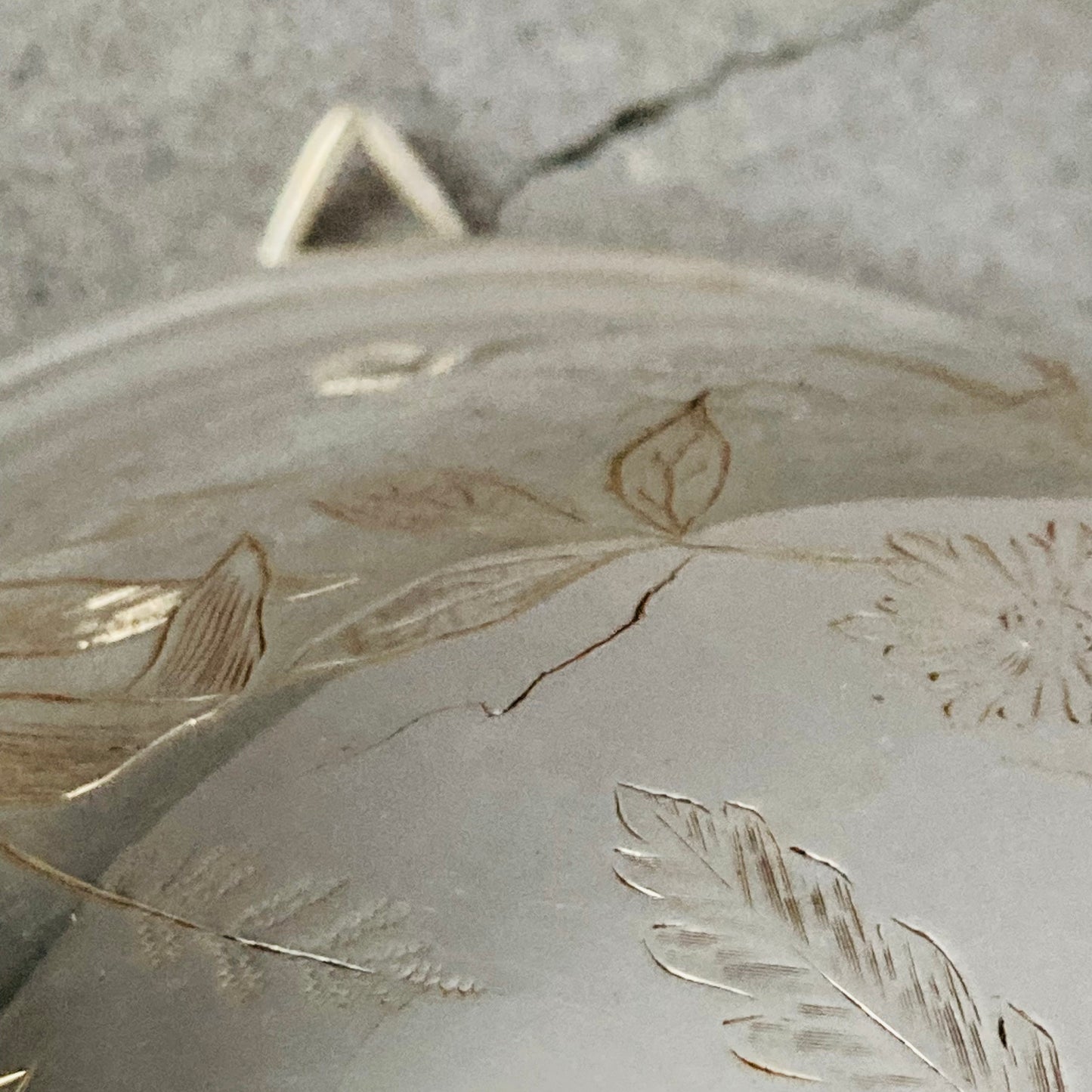 The Director Jessica - Antique Fully Engraved Silver Cloche / Food Dome