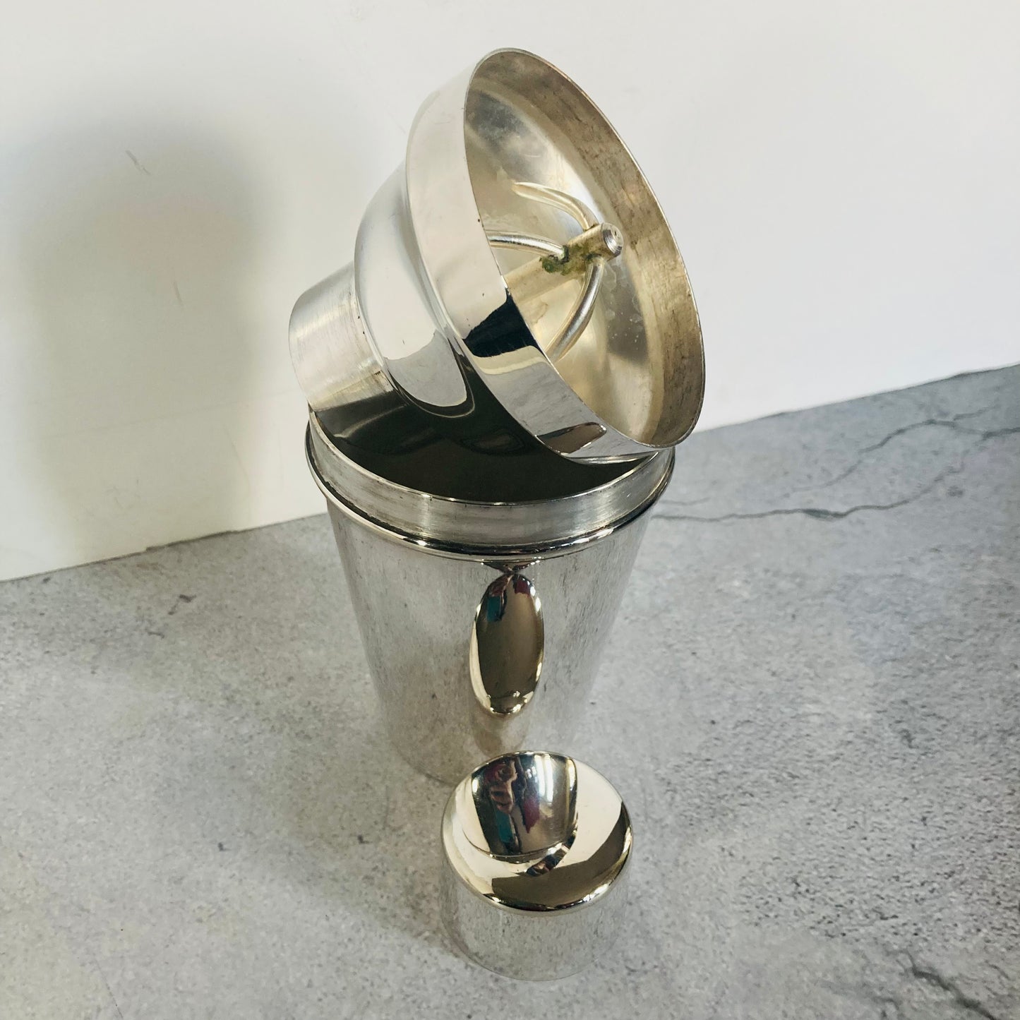 Silver Art Deco Cocktail Shaker 1/2 Pint William Suckling & Son