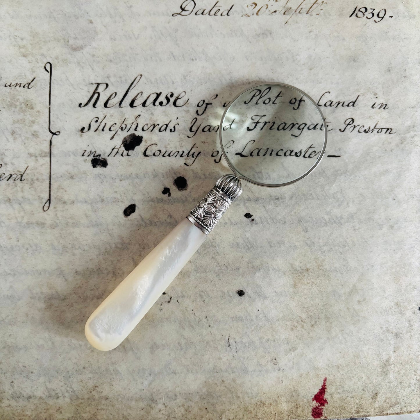 The Director Roy - Antique Customised Magnifying Glass