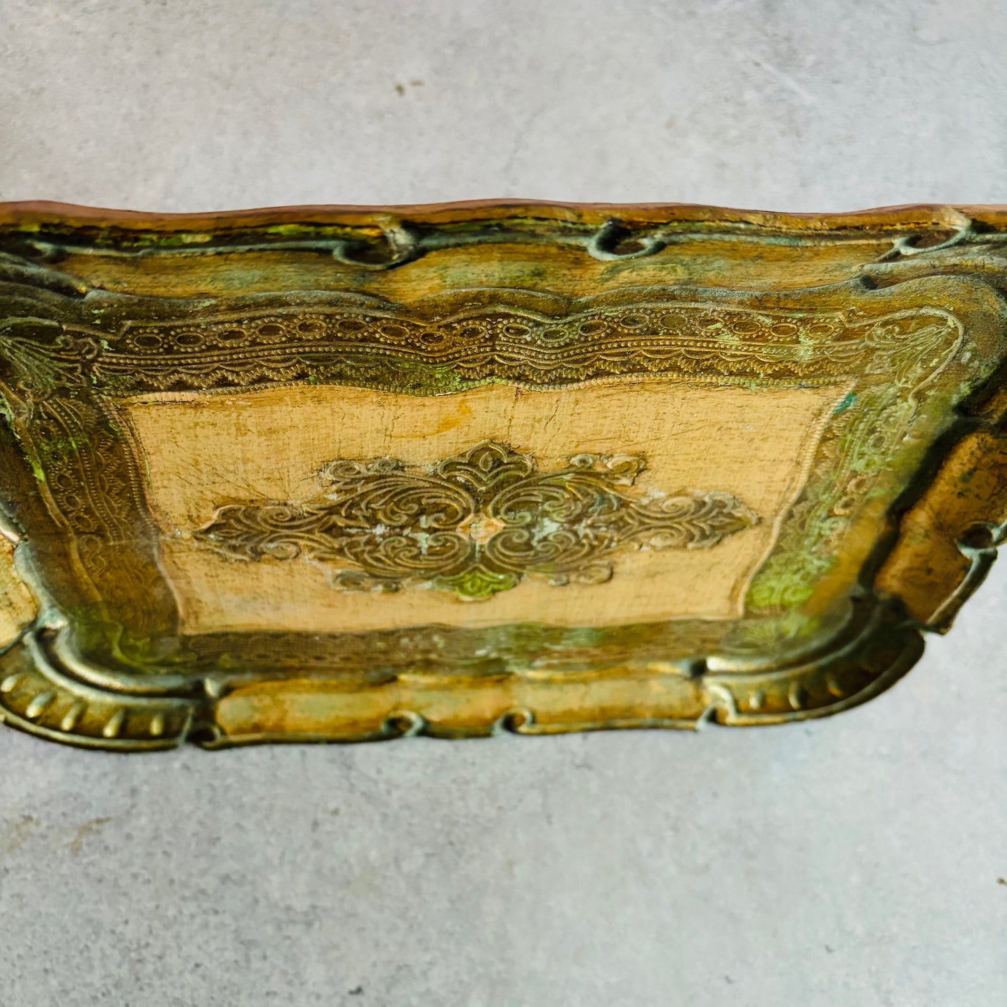 Vintage Pink & Gold Florentine Paper Mache Tray | The Urban Vintage Affair