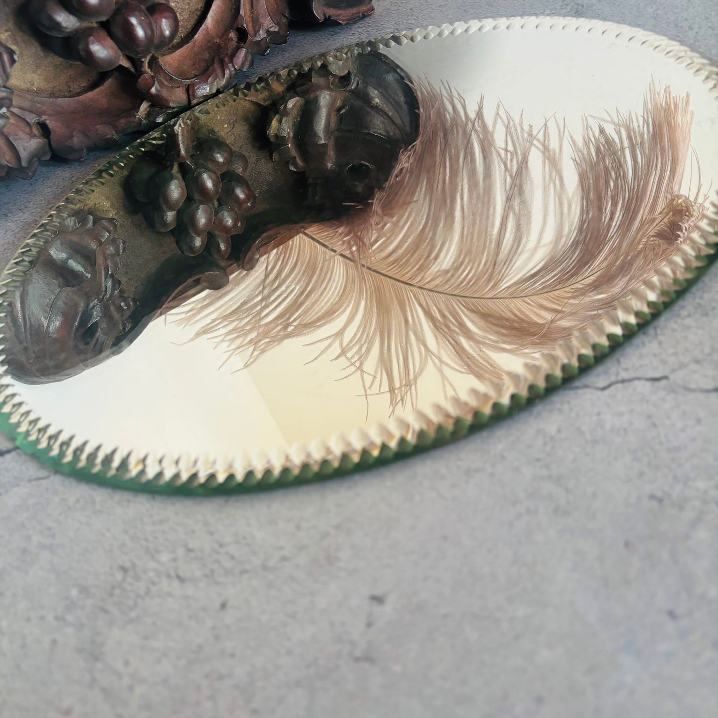 Antique Oval Sorcerers Mirror Mat | Gypsy Mirror Display Plateau