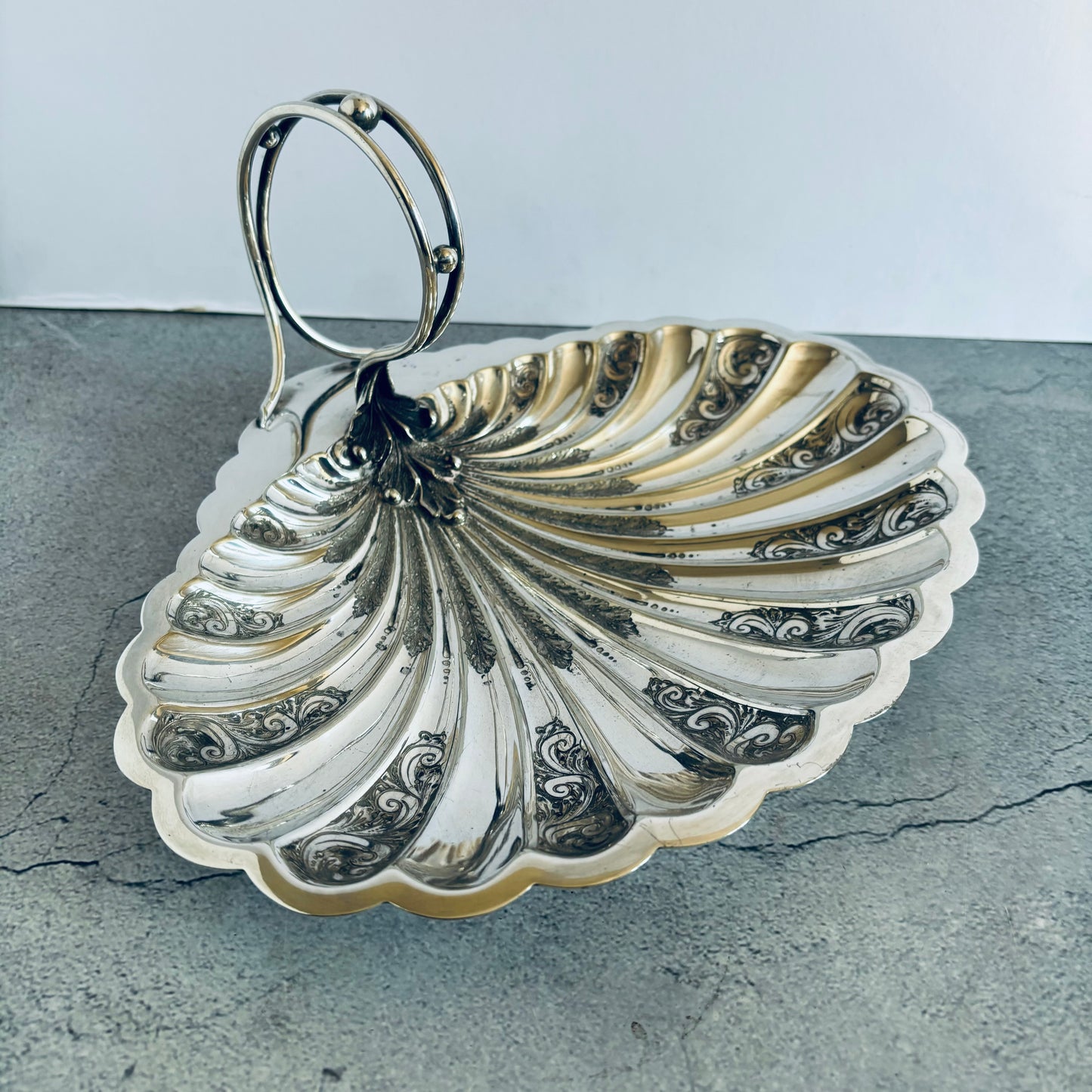 Antique Silver Shell Shape Serving Dish by Robert’s & Belk | Wedding Gift Idea