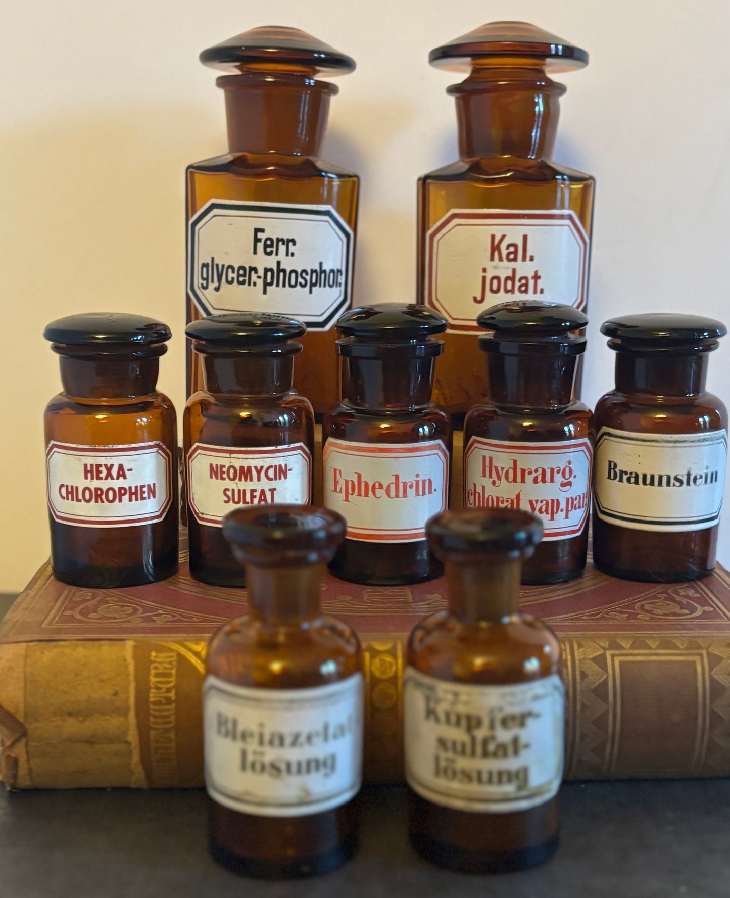 The Artist Vincent - Amber Glass Pharmacy / Chemist Bottle