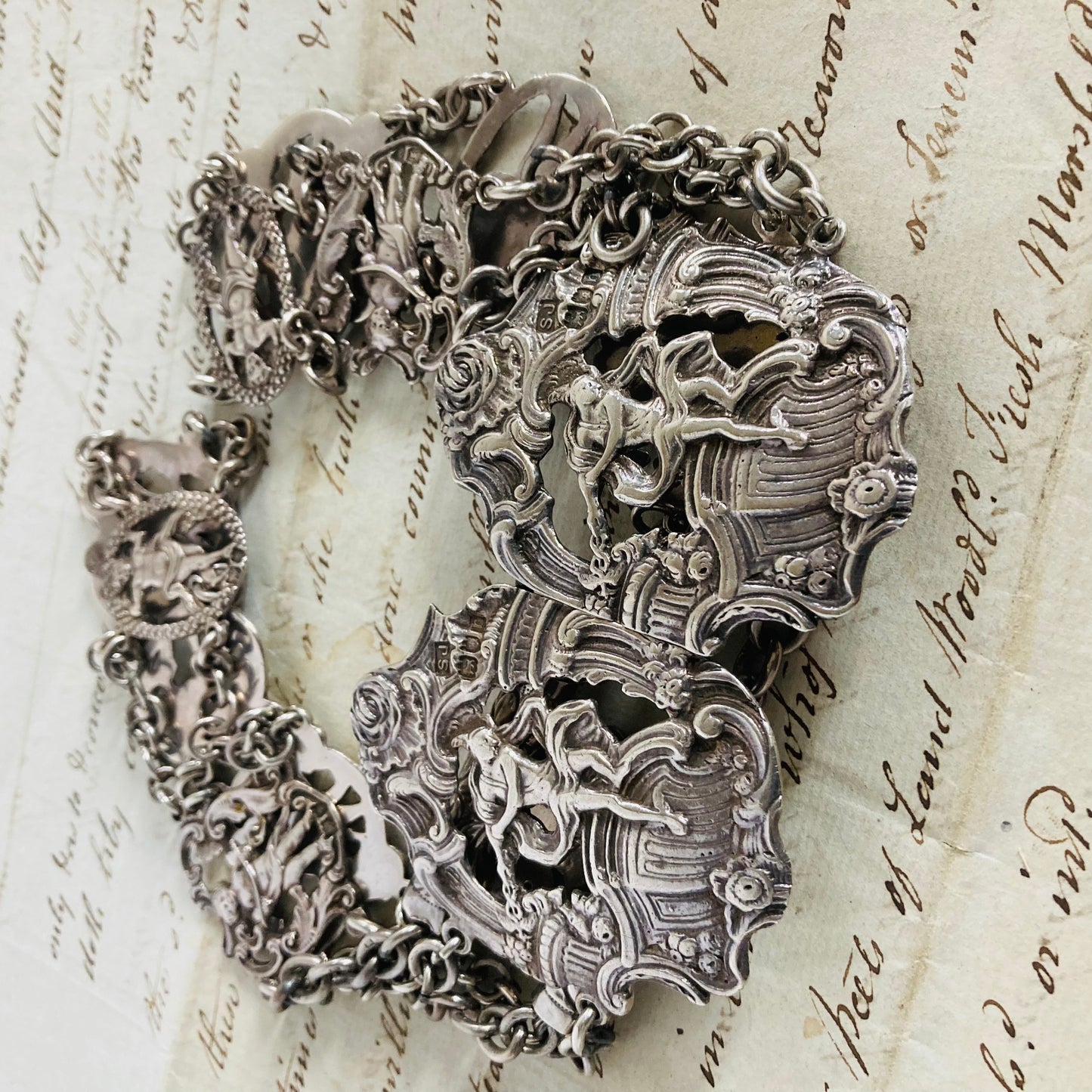 The Director Sharn - Victorian Silver Chain Belt