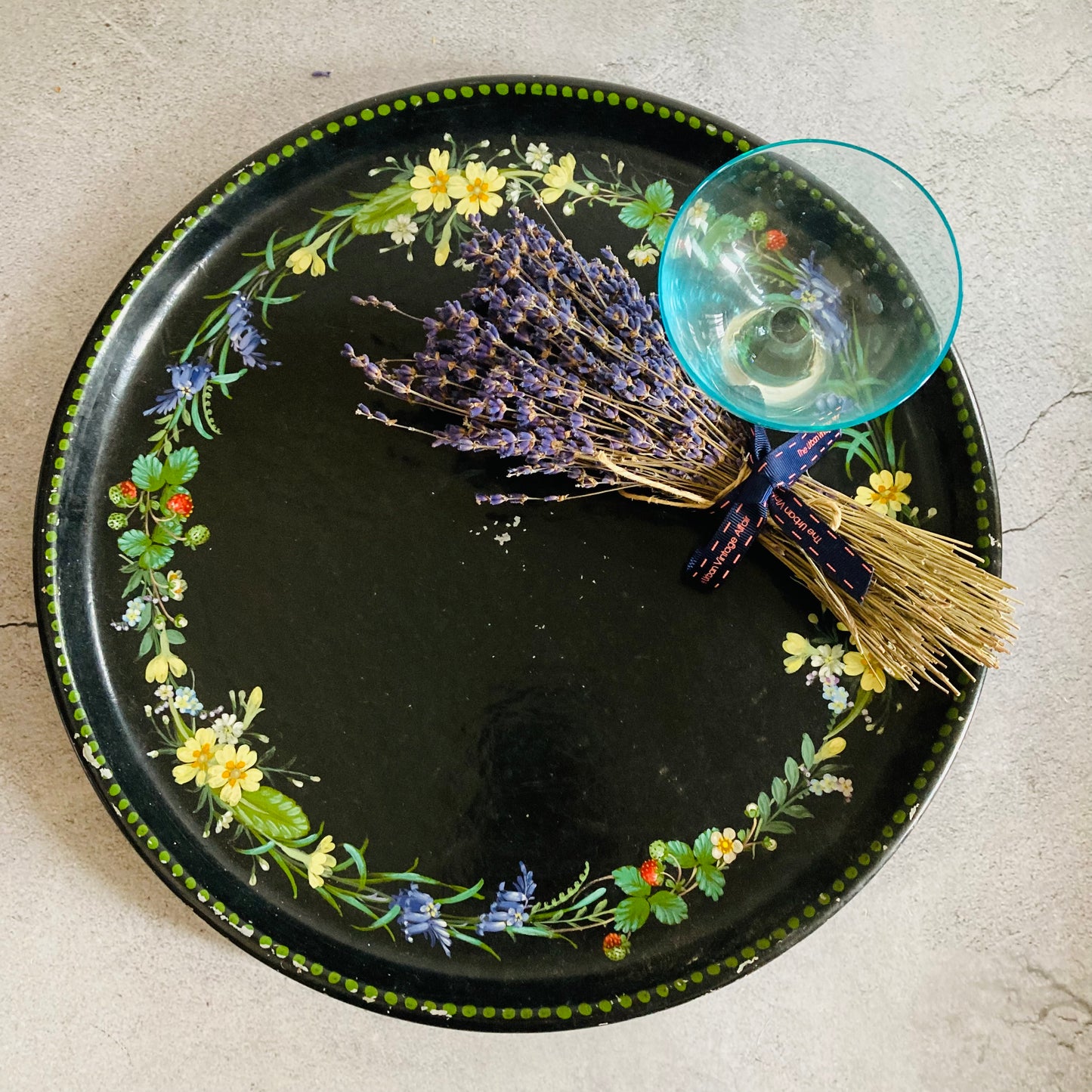 Antique Scalloped Paper Mache Lacquer Chinoiserie Style