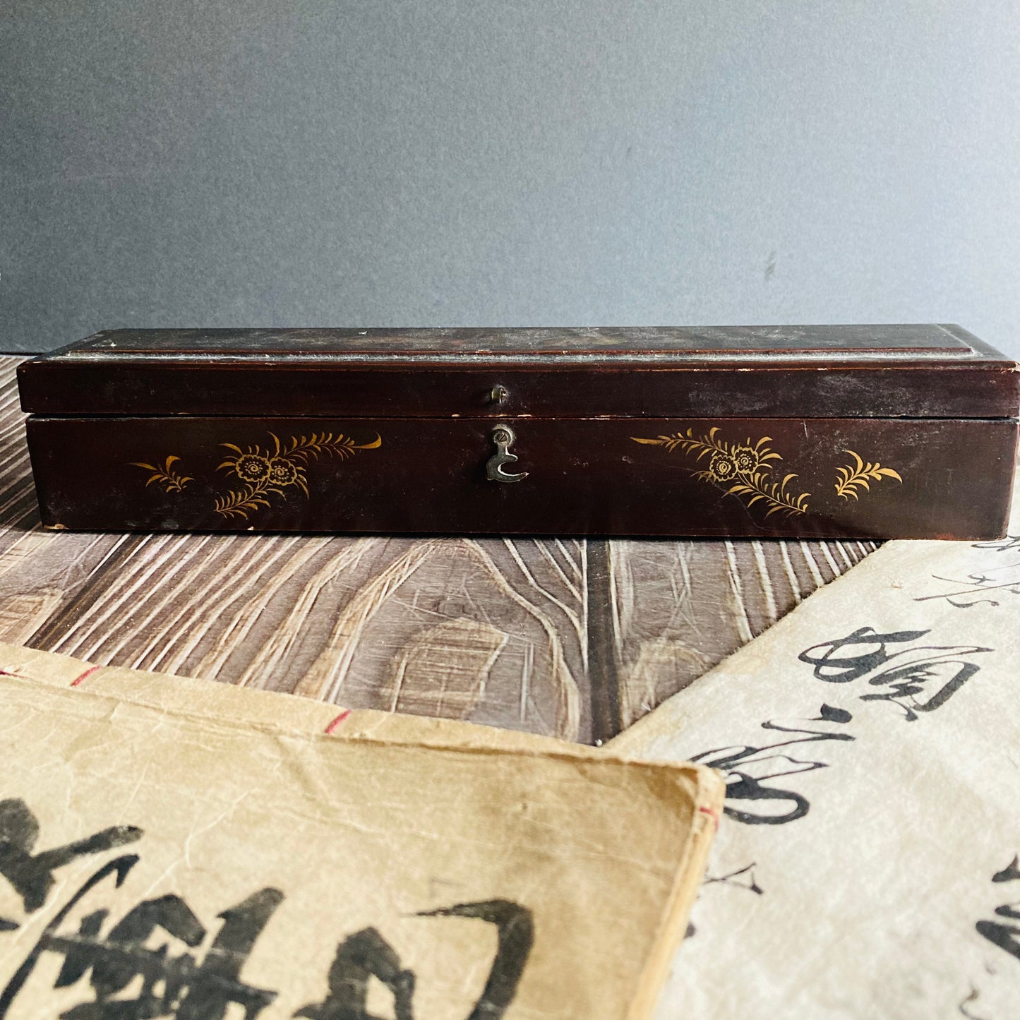 Antique Lacquered Hand Painted Oriental Chinese Fan Box Qing Dynasty