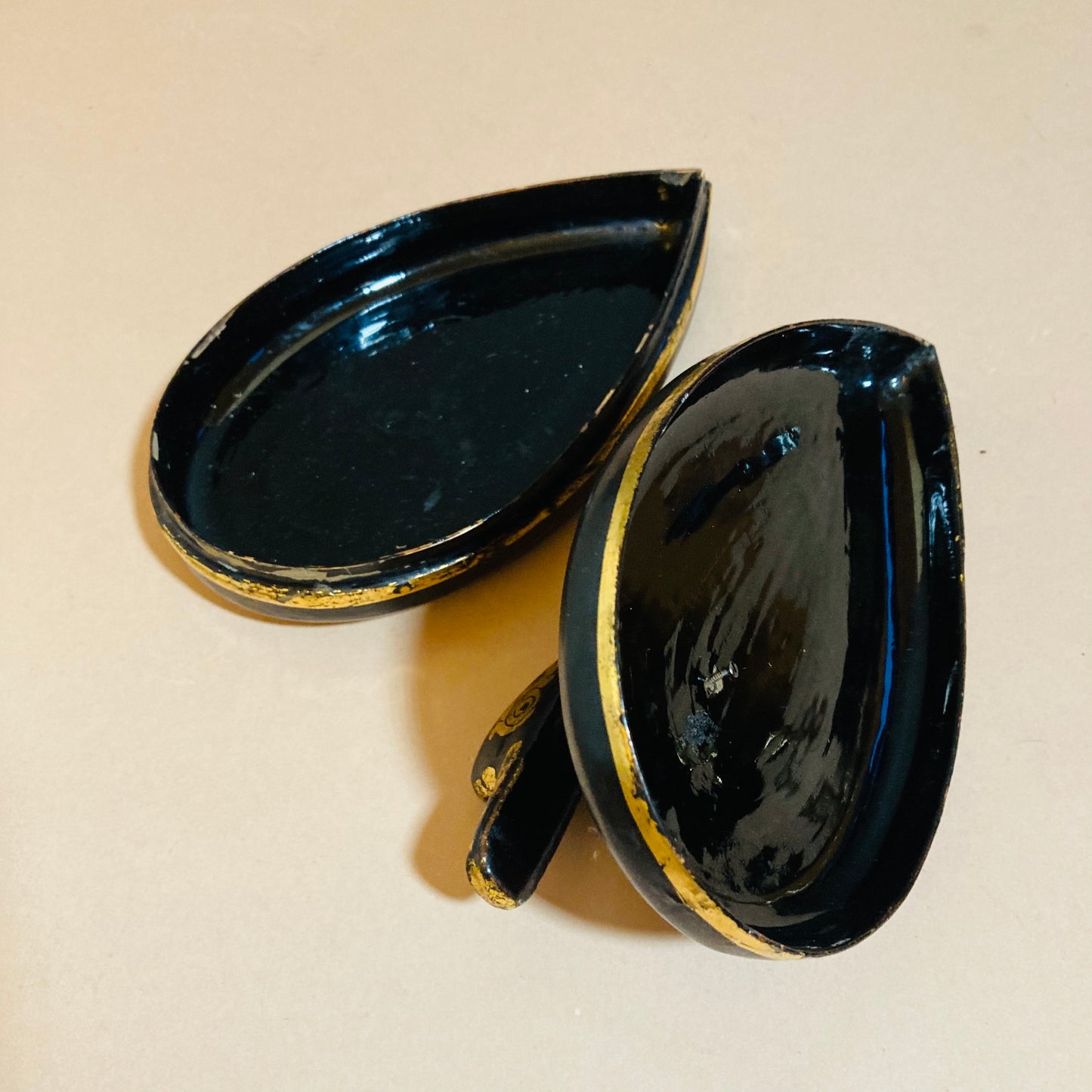 Burmese Vintage Paper Mache Black Lacquer Duck Boxes