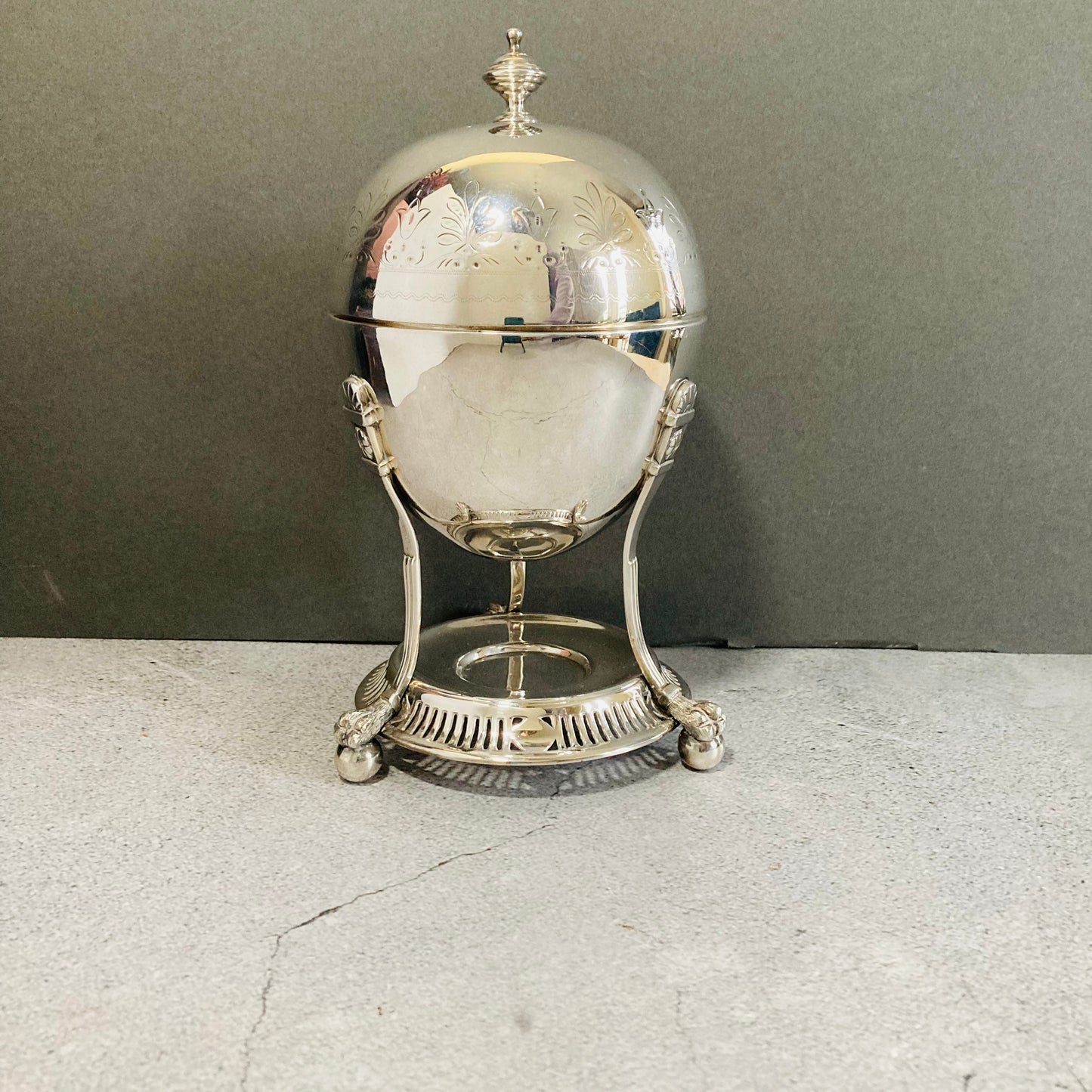 The Groom Max - Antique Silver Plated Egg Coddler with Engraving