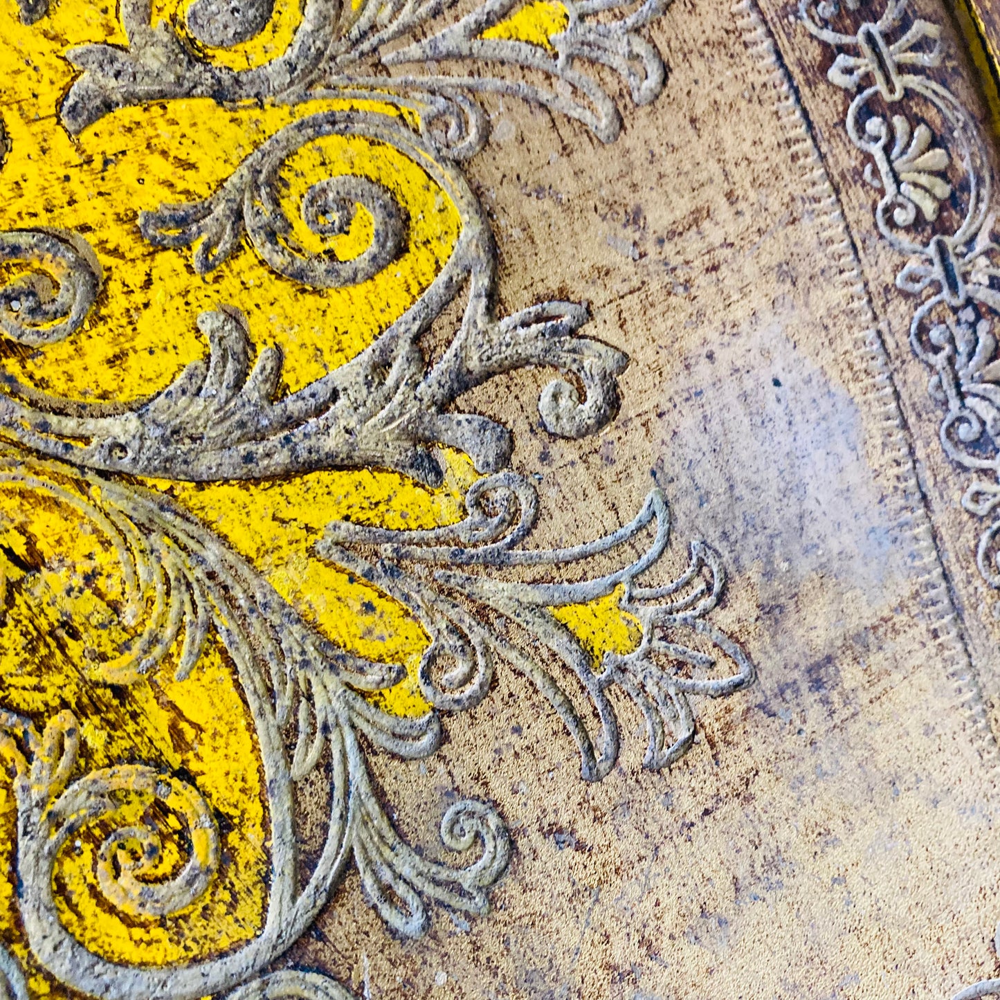 Large Vintage Gold Florentine Paper Mache Tray