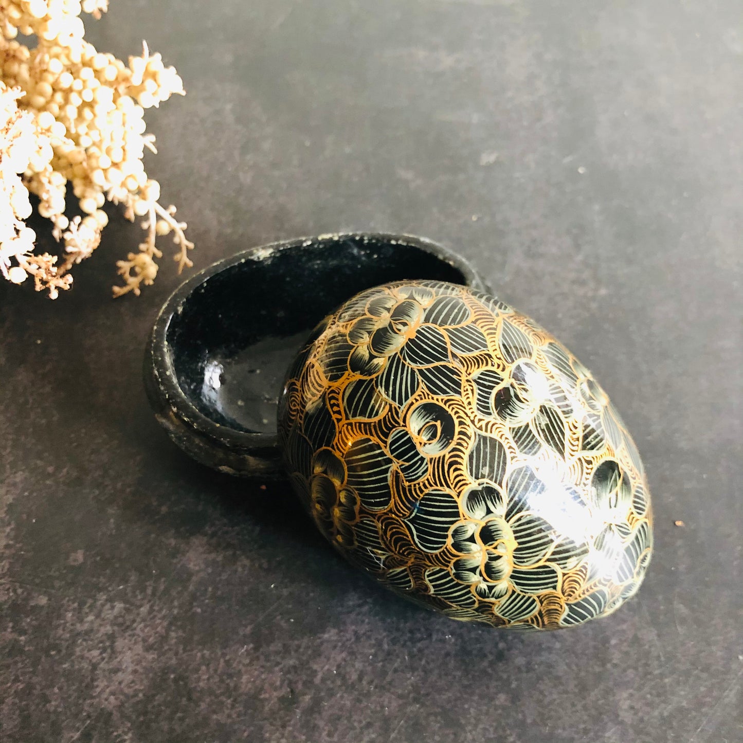 Vintage Paper Mache Kashmir Egg Shape Box