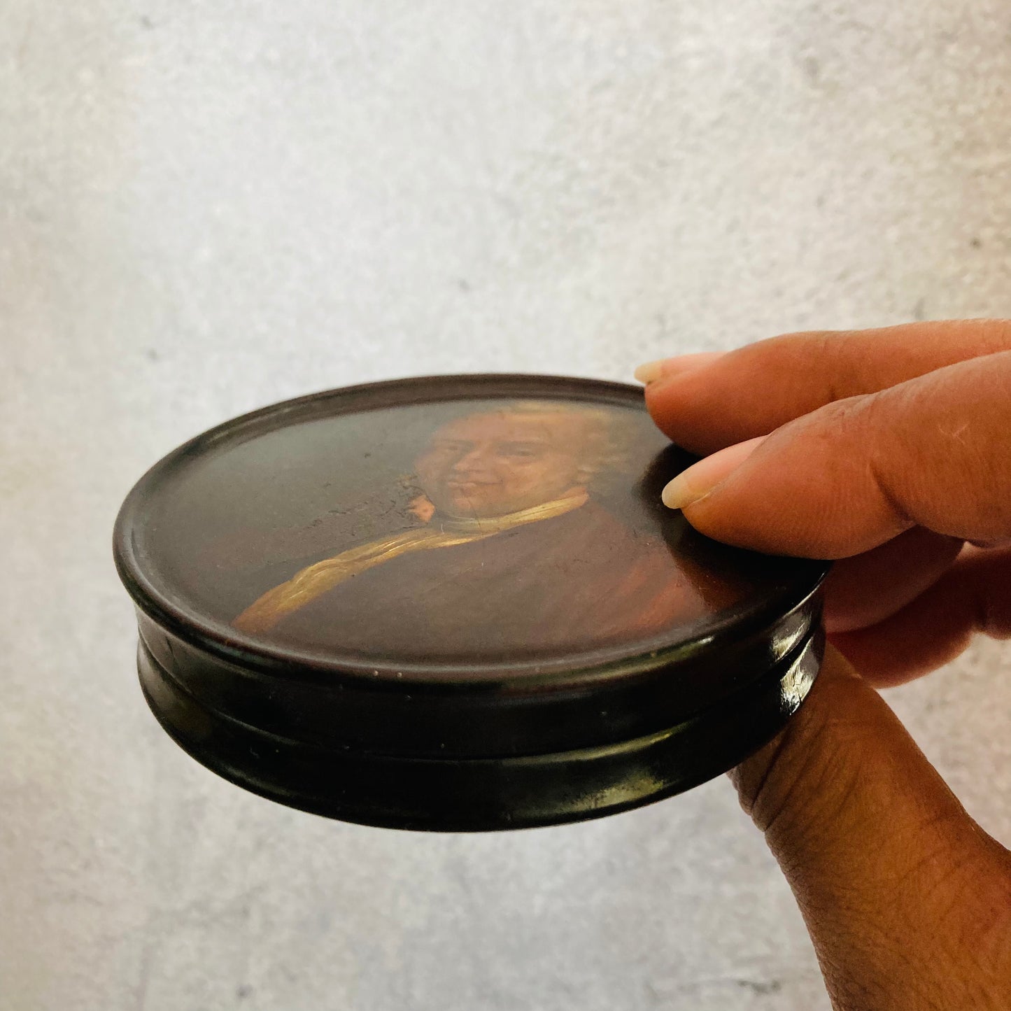 Antique Lacquer Paper Mache Snuff Box