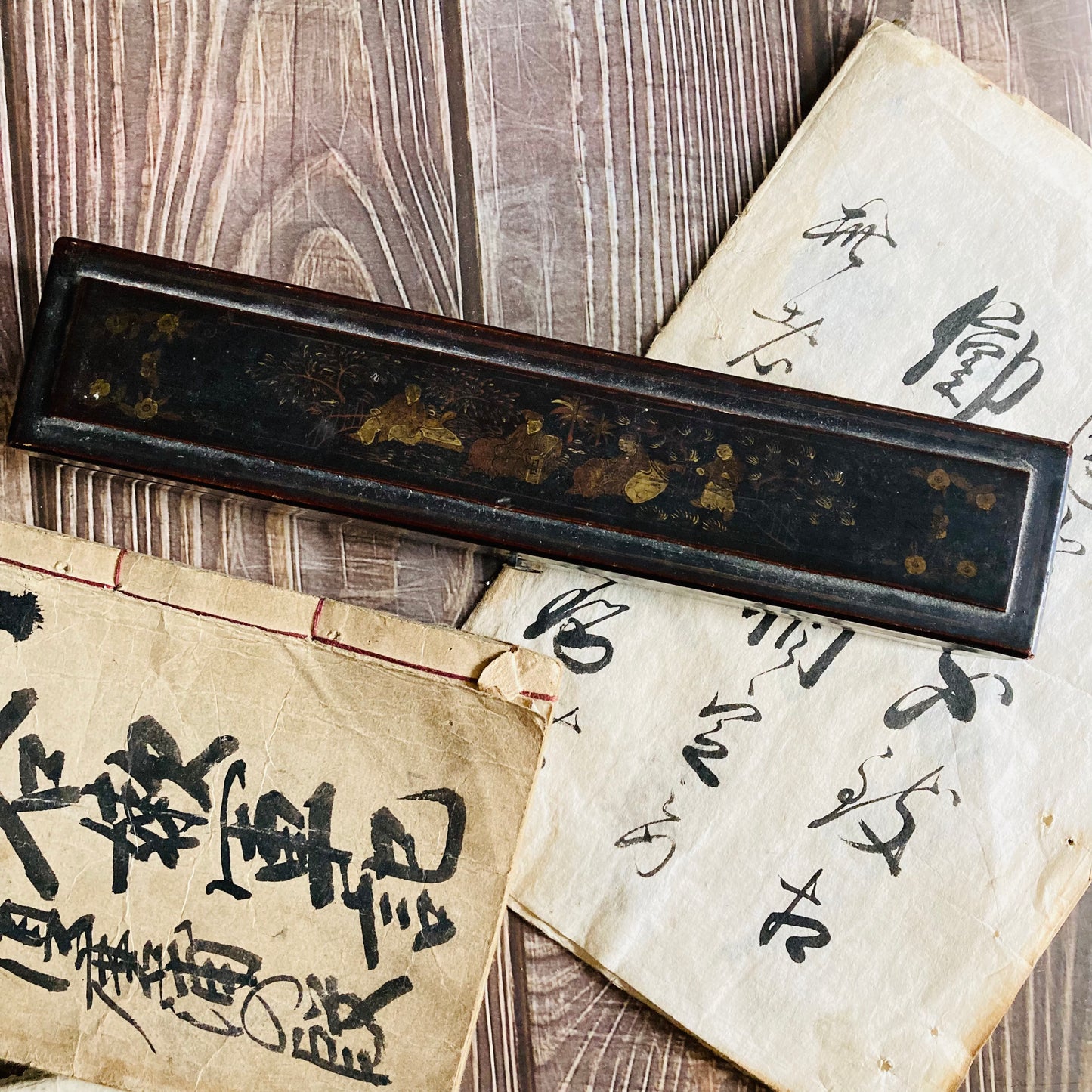 Antique Lacquered Hand Painted Oriental Chinese Fan Box Qing Dynasty