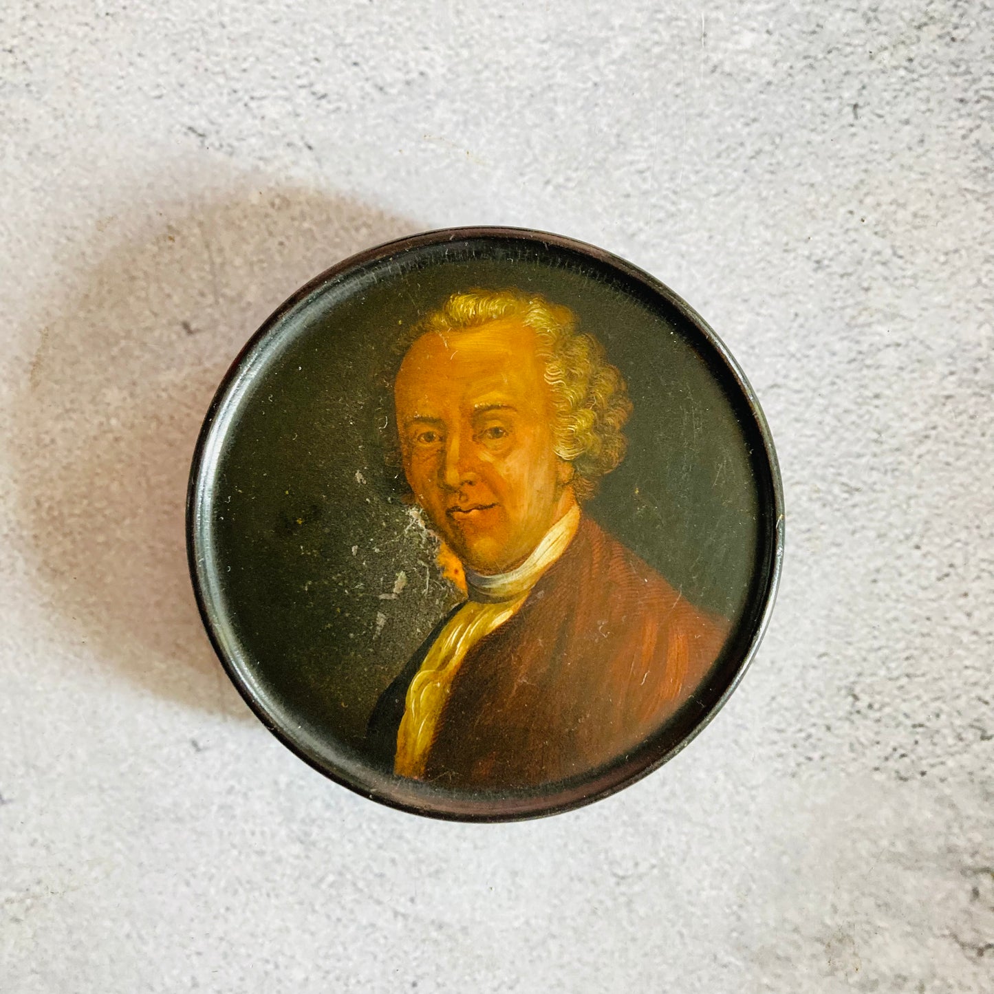 Antique Lacquer Paper Mache Snuff Box