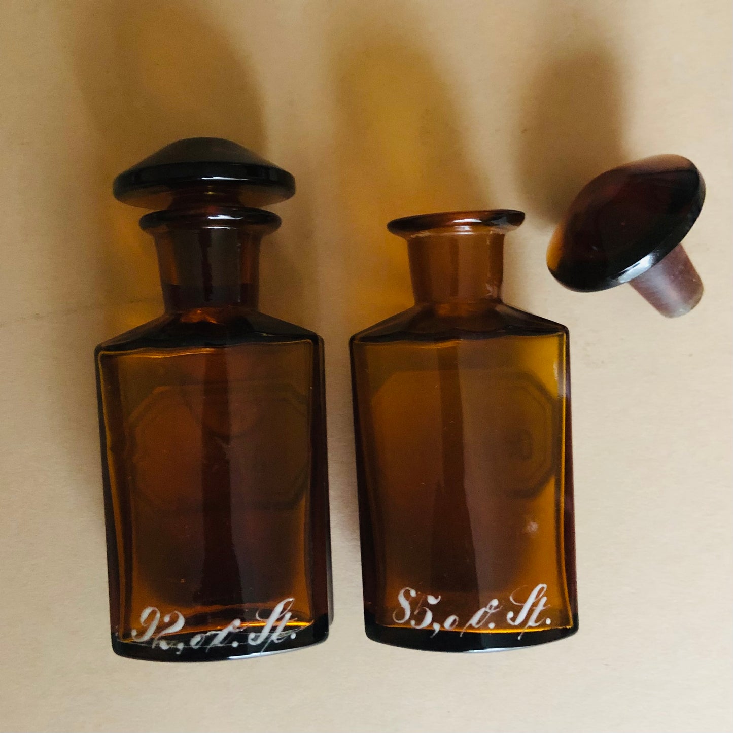 The Artist Vincent - Amber Glass Pharmacy / Chemist Bottle
