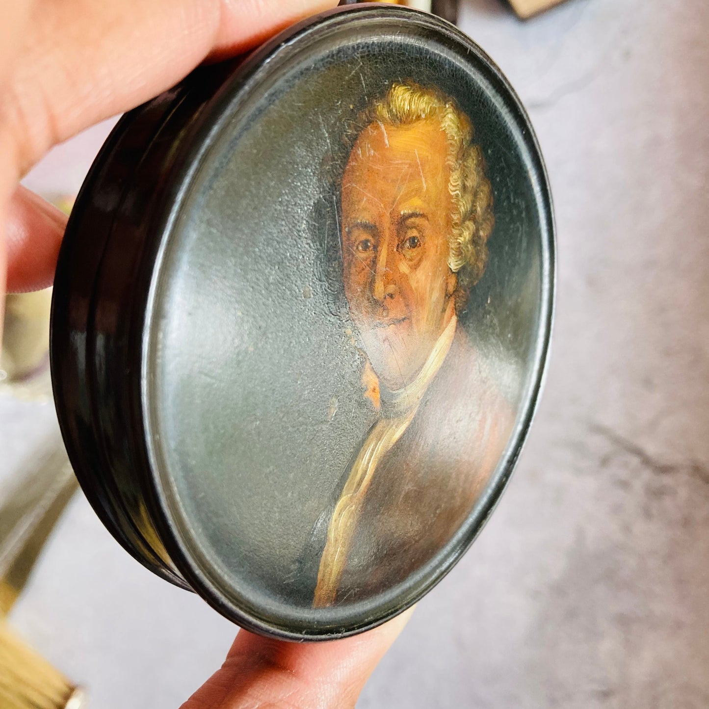 Antique Lacquer Paper Mache Snuff Box