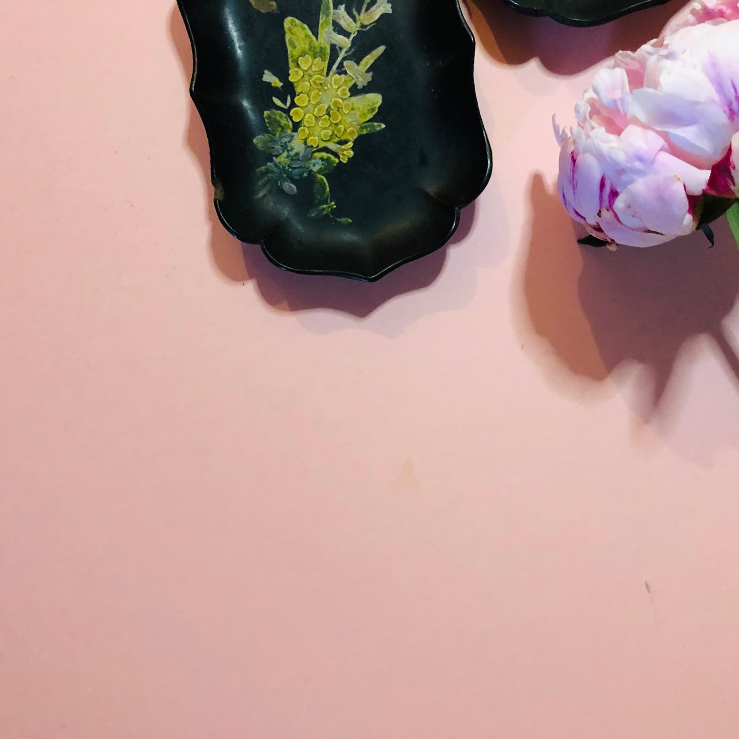 The Tattooist Nicholas - Small Antique Papier Mache Dishes