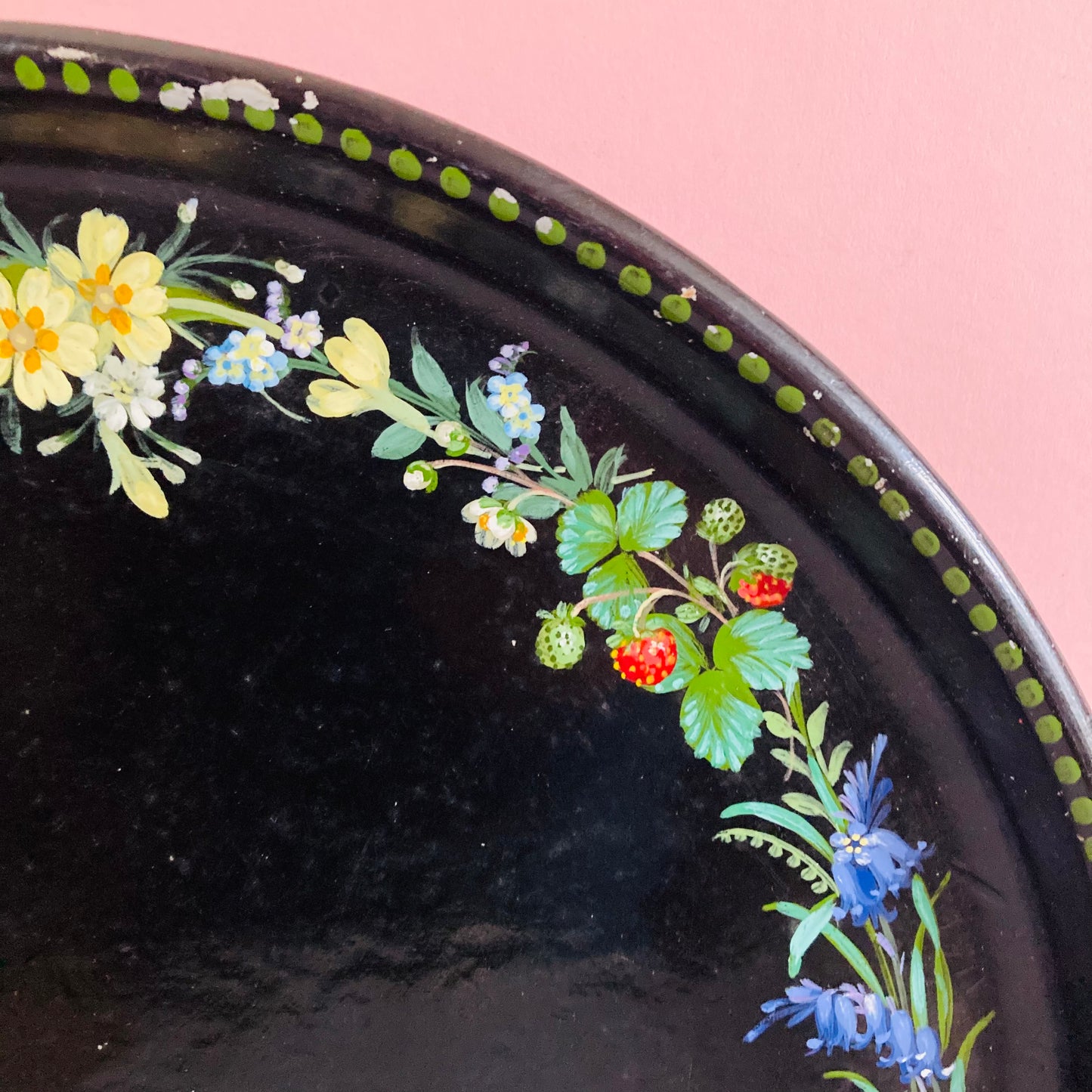 Antique Scalloped Paper Mache Lacquer Chinoiserie Style
