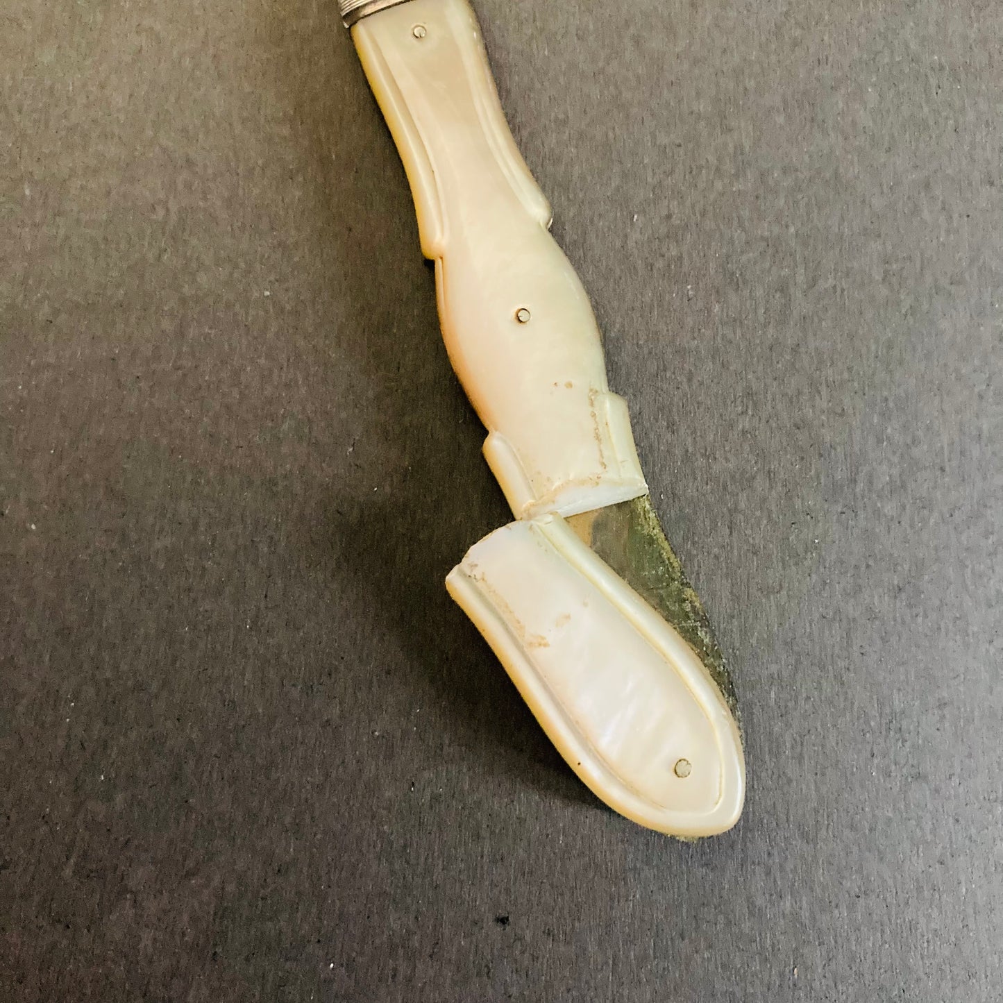The Headhunter Kelly - Antique Silver Fold Fruit Knife 1851