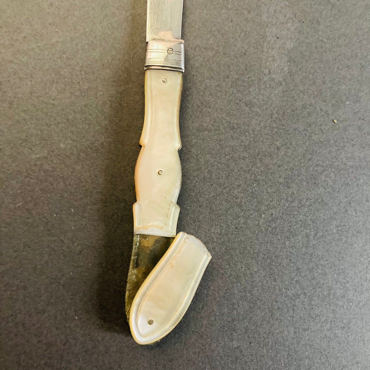 The Headhunter Kelly - Antique Silver Fold Fruit Knife 1851