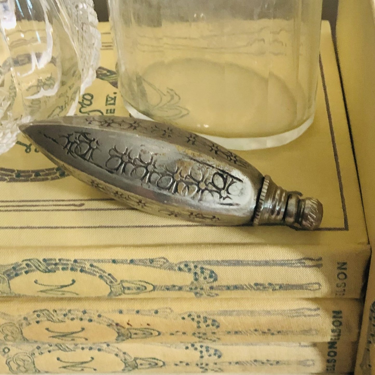The Artist Chloe - Antique Kohl / Scent Bottle