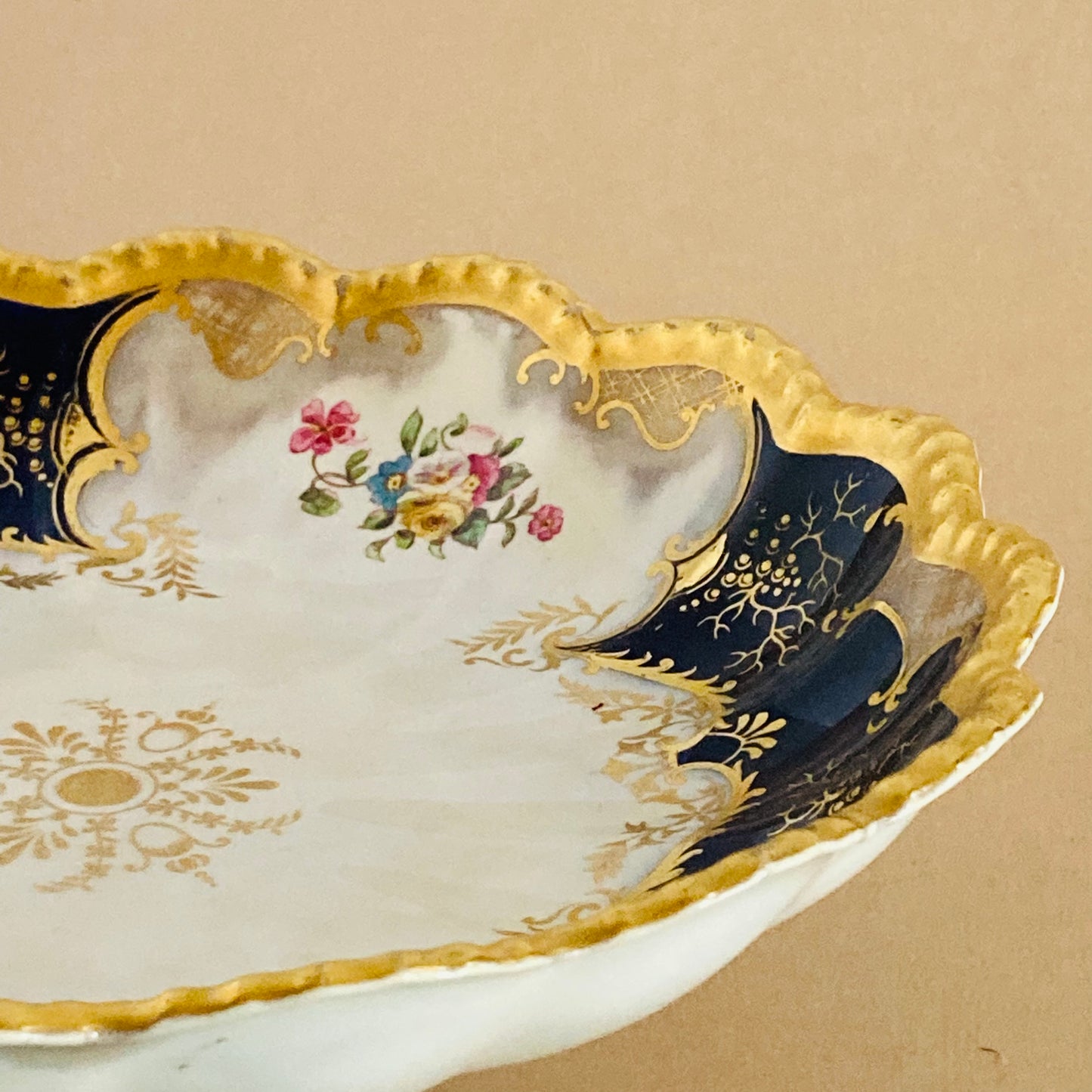 The Director Calley - Antique Porcelain Copeland Dish