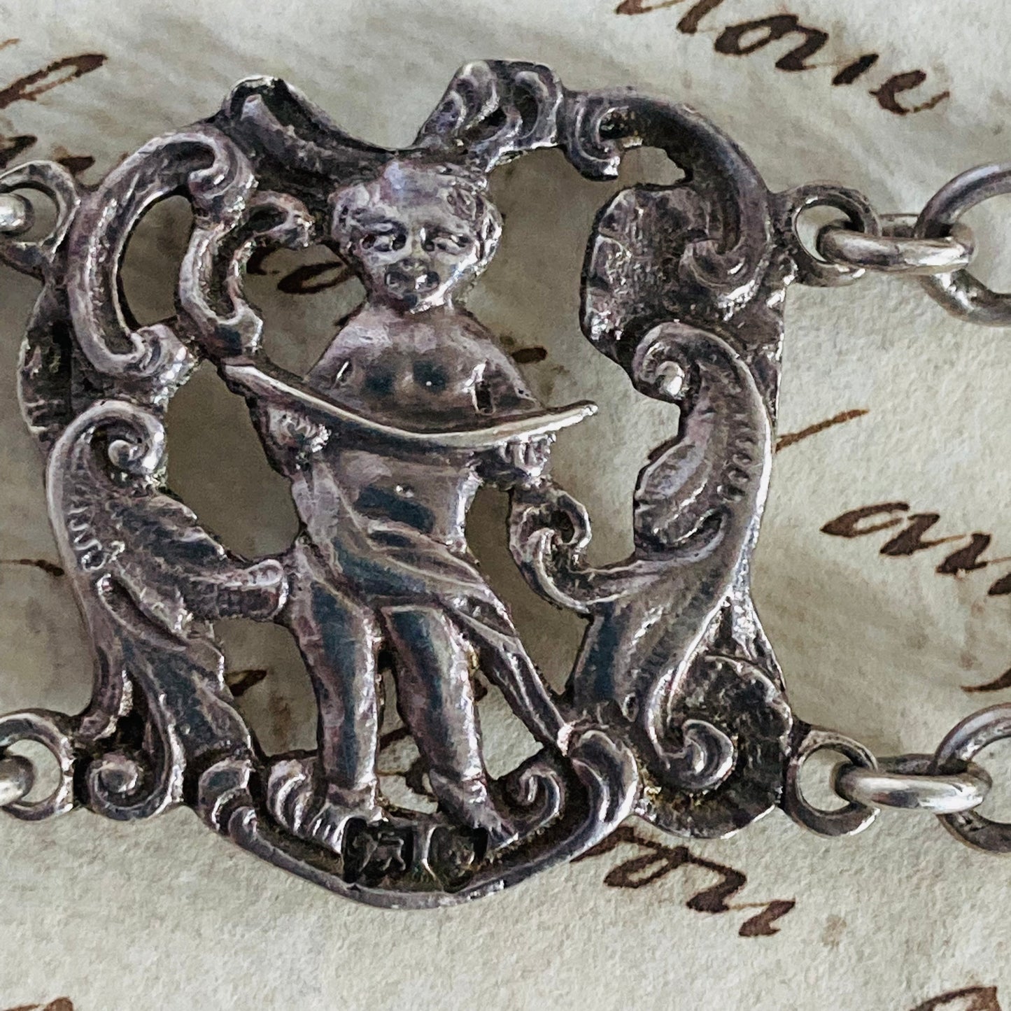 The Director Sharn - Victorian Silver Chain Belt