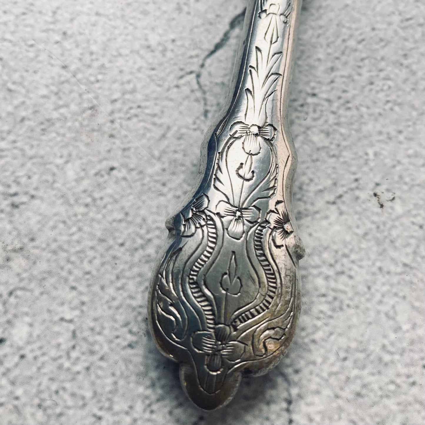 Vintage Silver Plate Floral Handle Knives