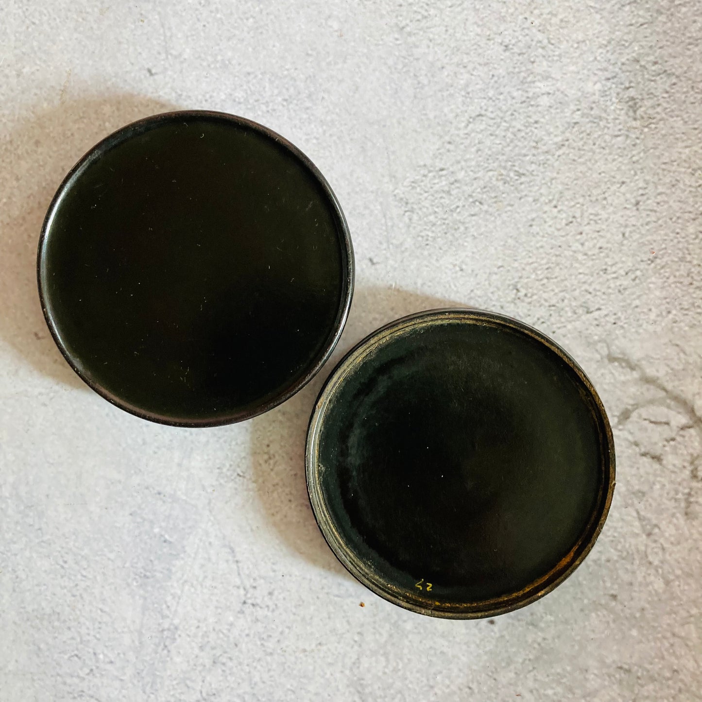 Antique Lacquer Paper Mache Snuff Box