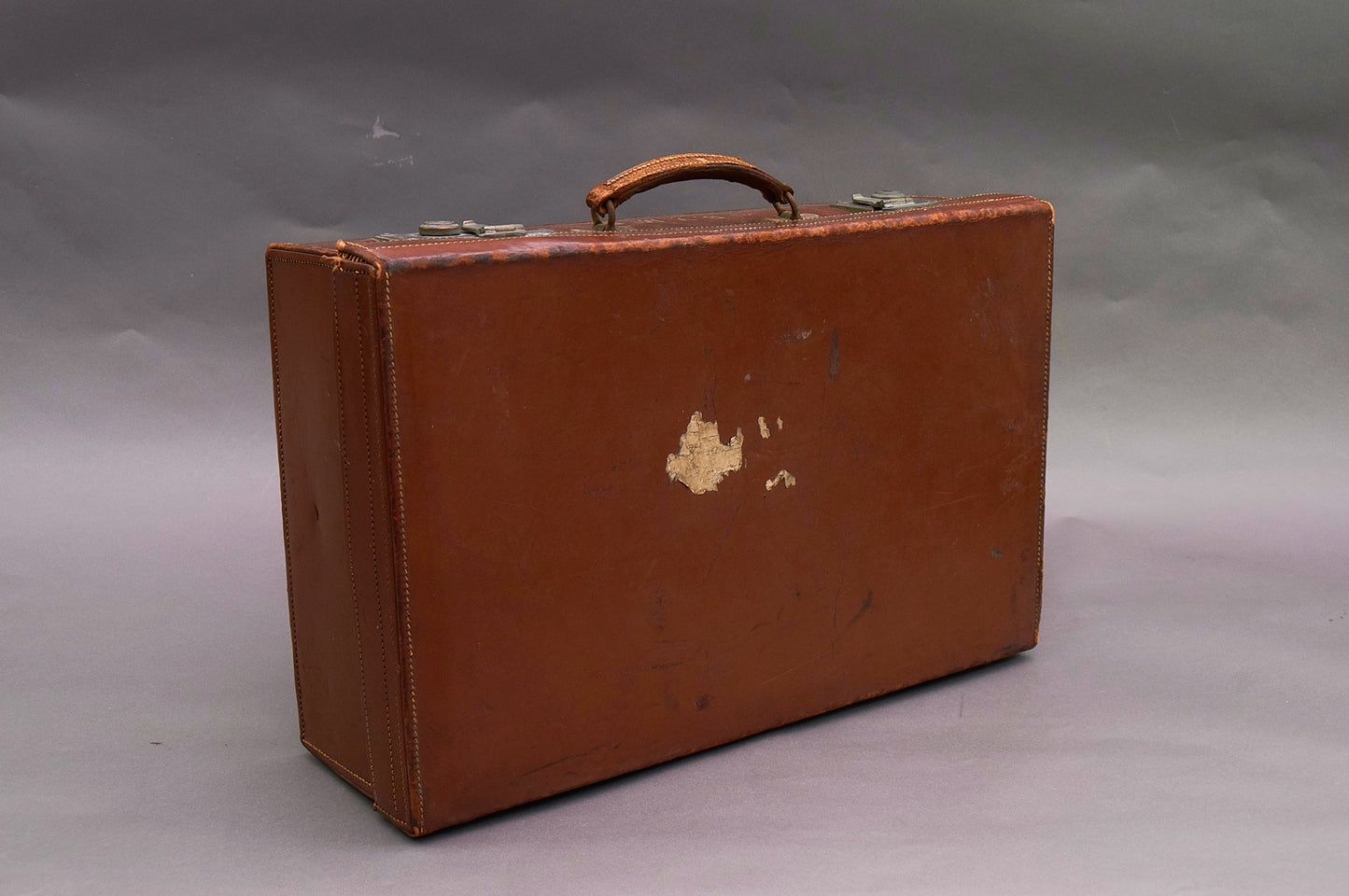 The Goth Margaret - Retro Suitcase in Vintage Leather