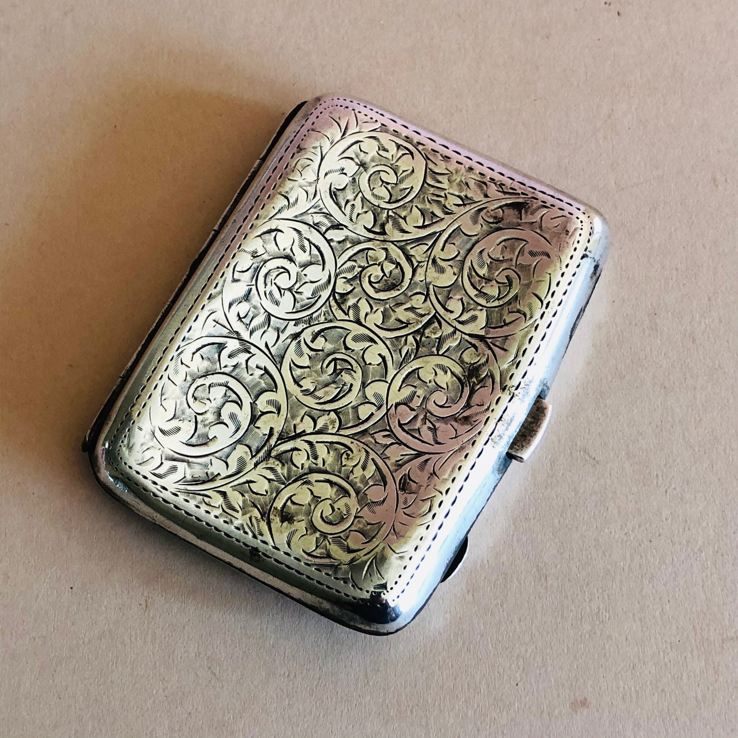 The Mixologist Jude - Antique Silver Card Case