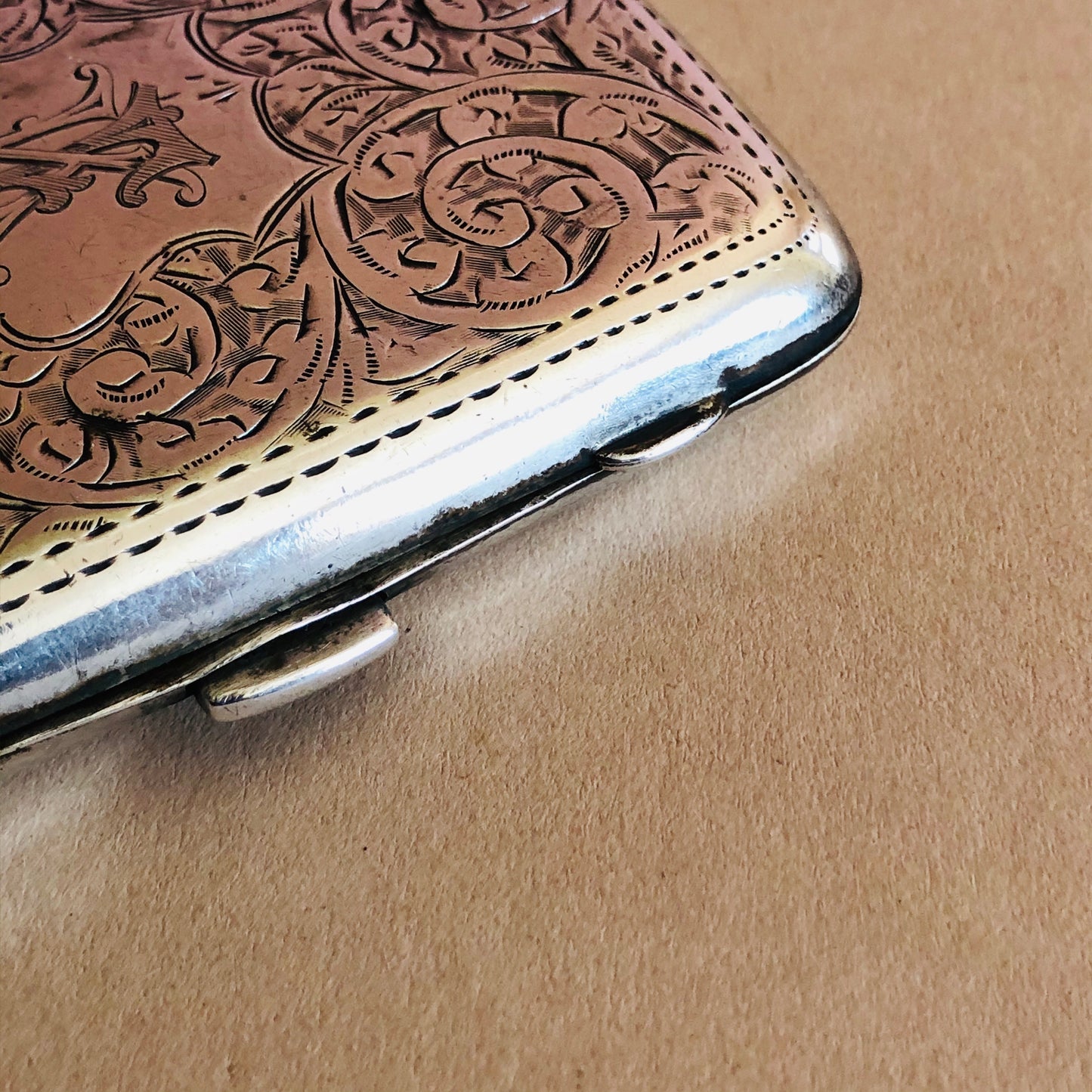 The Mixologist Jude - Antique Silver Card Case