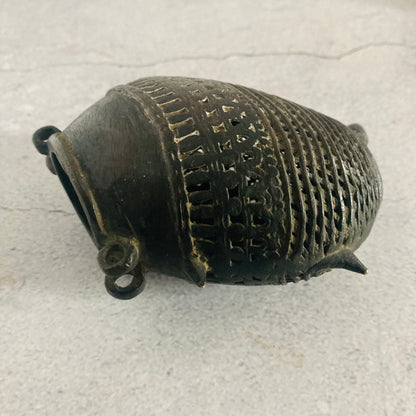 Antique Indian Bronze Sculpture Betel Nut Box Container