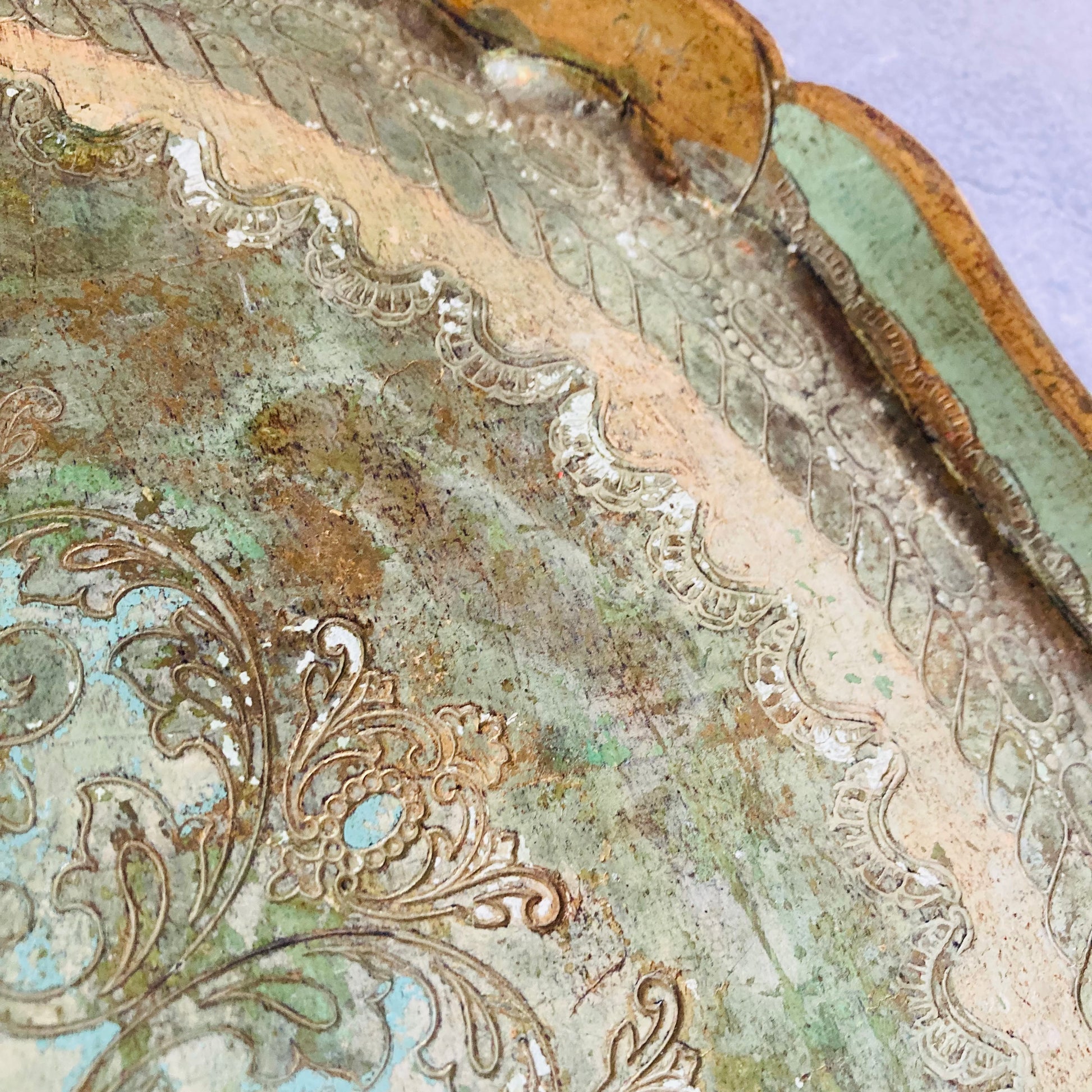 Antique Florentine Paper Mache Tray | The Urban Vintage Affair