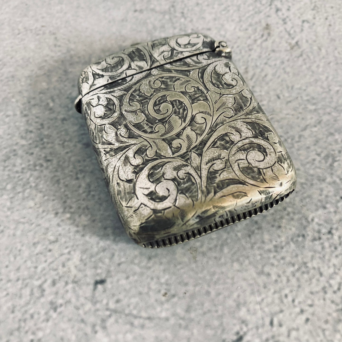 Antique Silver Plate Beautifully Engraved Vesta Case