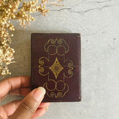 The Mixologist Jacob - Tooled Leather Card Holder