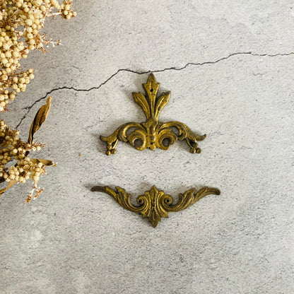 Antique Decorative Small Brass Plaque
