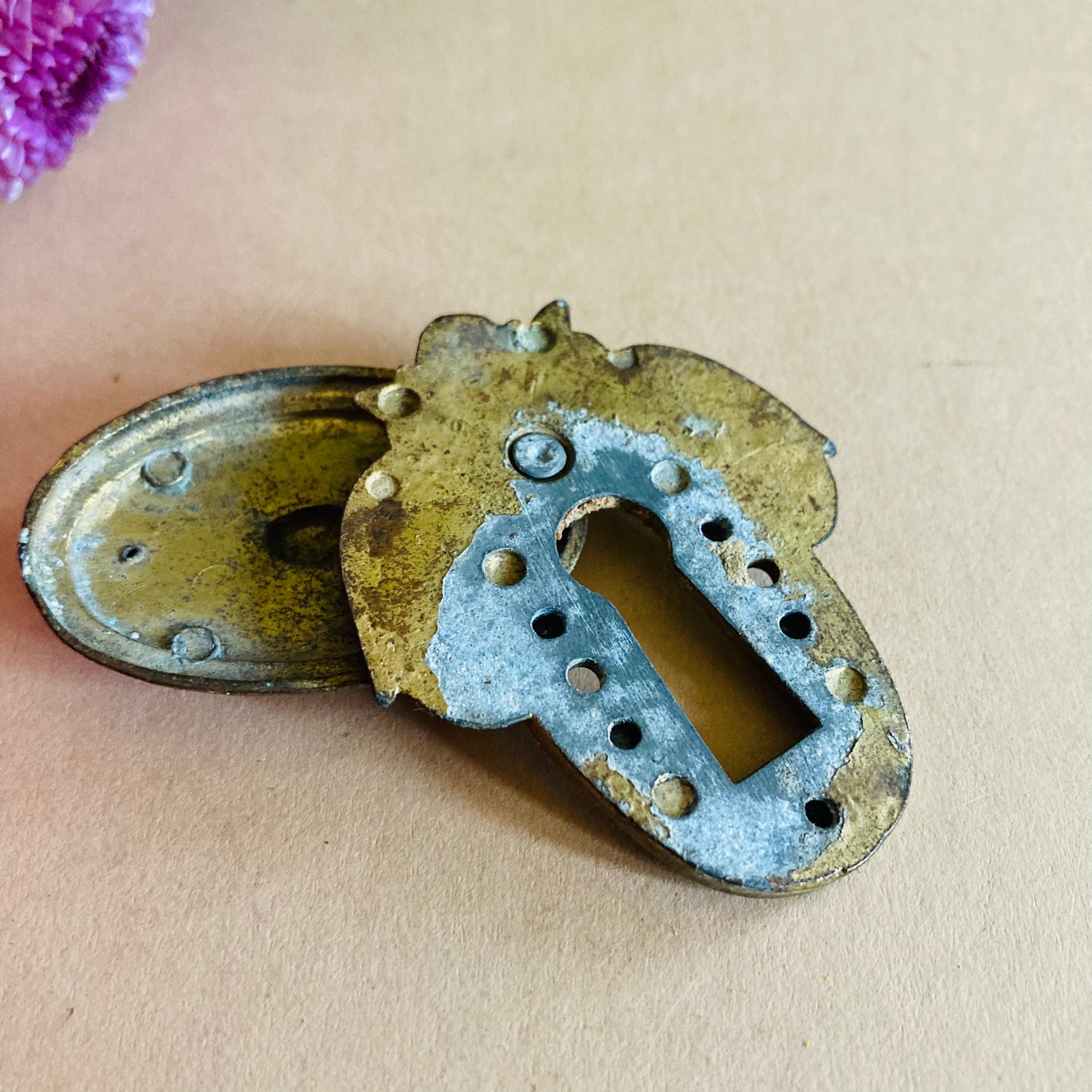 Antique Escutcheon Keyhole Cover